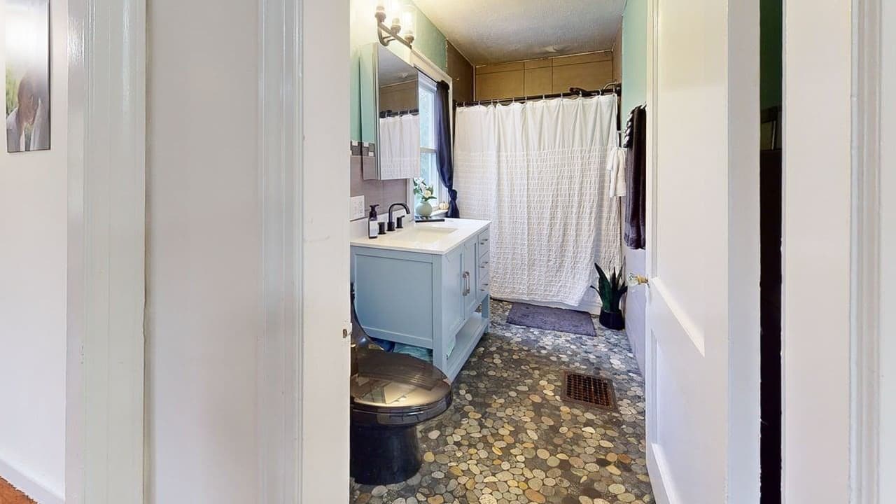 Single Family Residence at 4 Pomona Rd, Worcester MA 01602, Worcester, photo 25 of 37