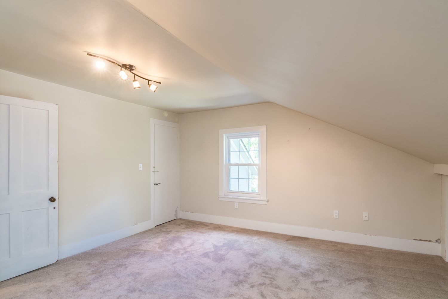 Single Family Residence at 409 Main Rd, Chesterfield MA 01012, Chesterfield, photo 38 of 42
