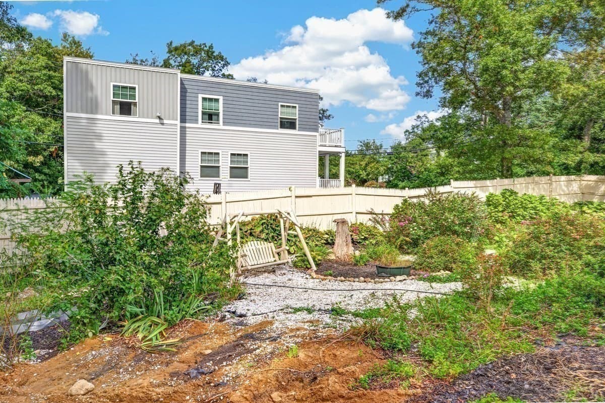 Single Family Residence at 93 Shore Drive, Plymouth MA 02360, Plymouth, photo 28 of 33