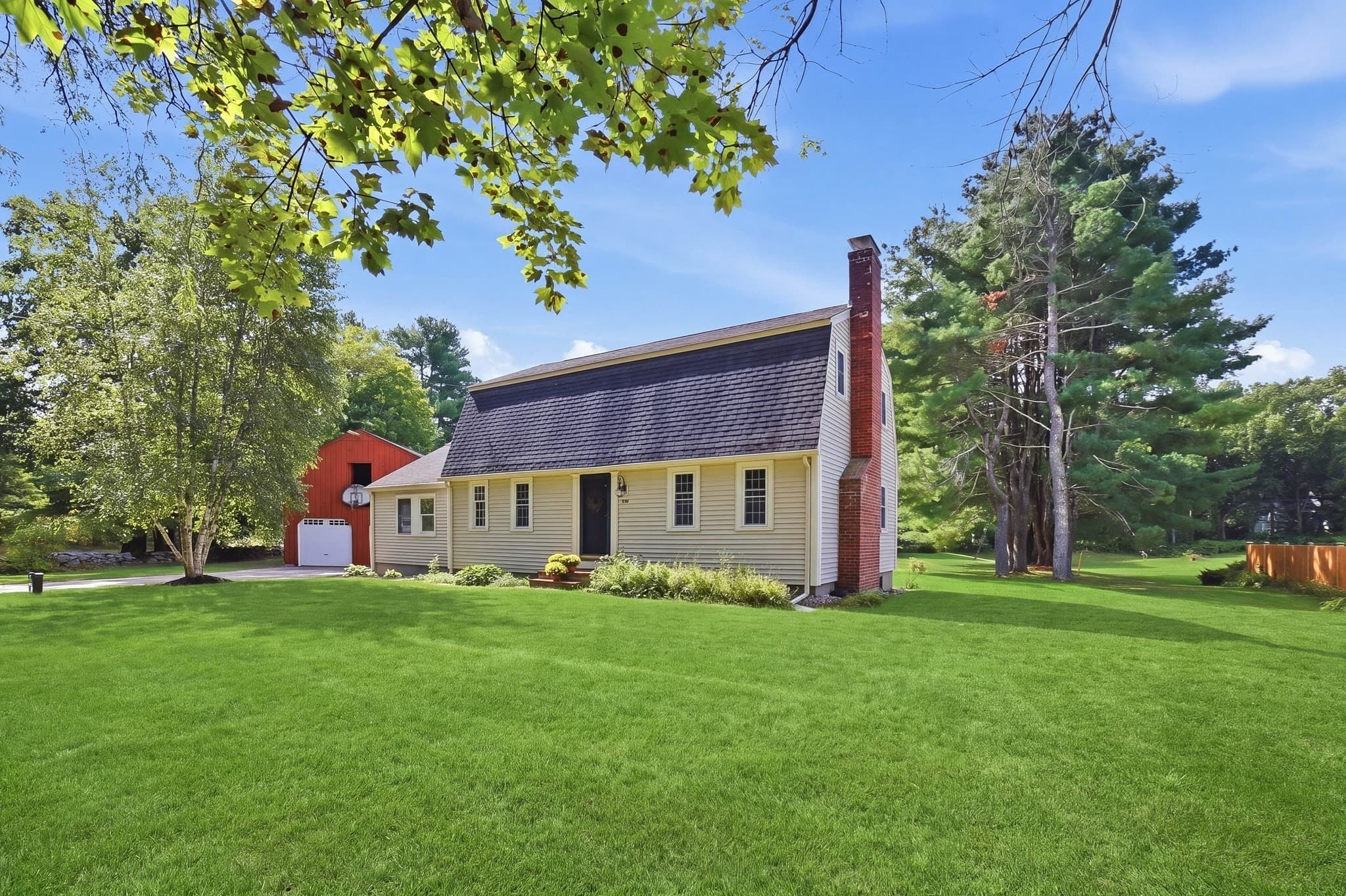 407 Stow Rd, Boxborough MA 01719