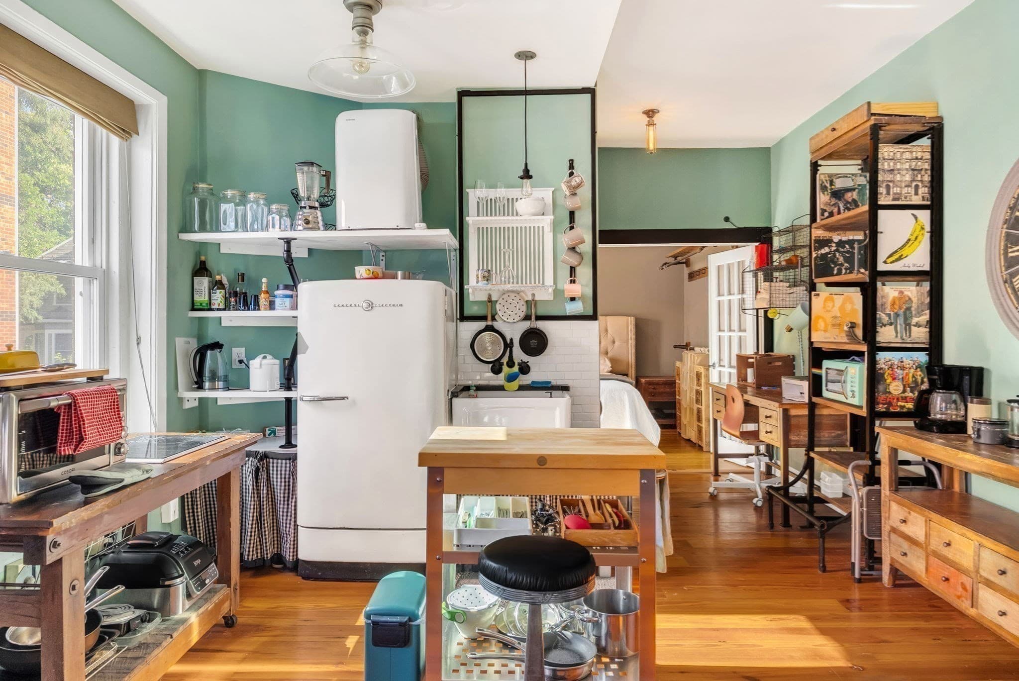 Condominium at 863 Massachusetts Ave # 32, Cambridge MA 02139, Cambridge, photo 5 of 26