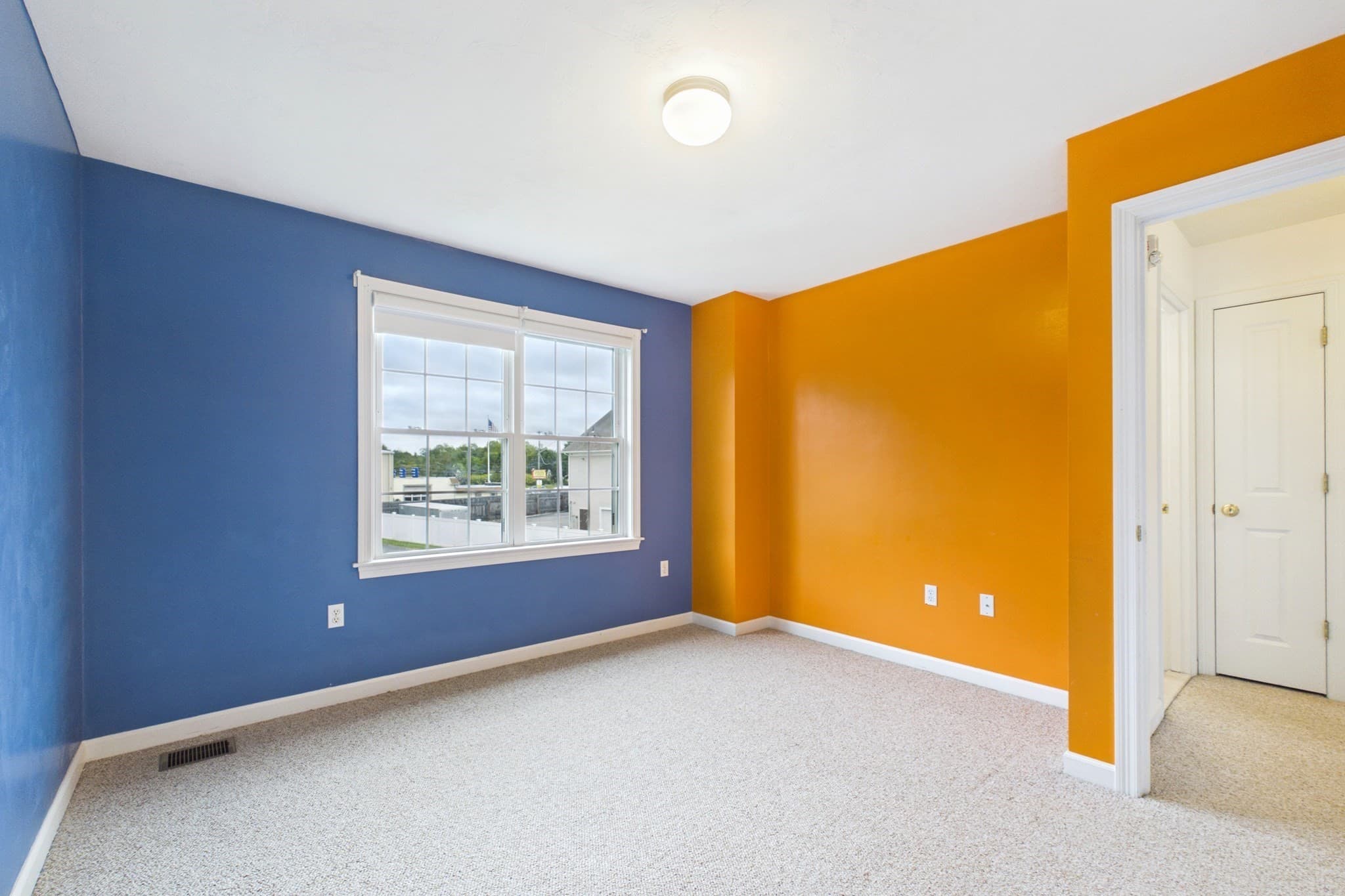 Condominium at 115 Boxberry Ln # 115, Rockland MA 02370, Rockland, photo 26 of 39