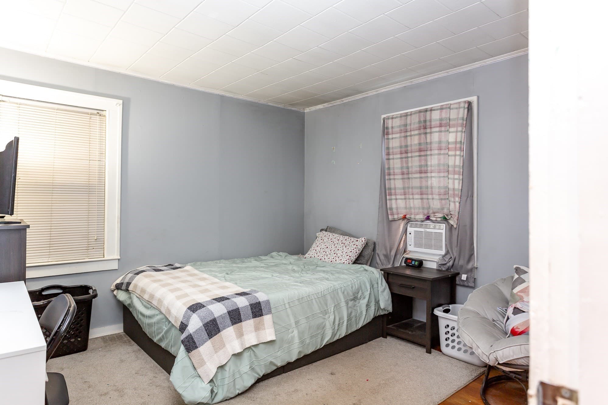 Single Family Residence at 11 Hopewell St, Taunton MA 02078, Taunton, photo 6 of 19
