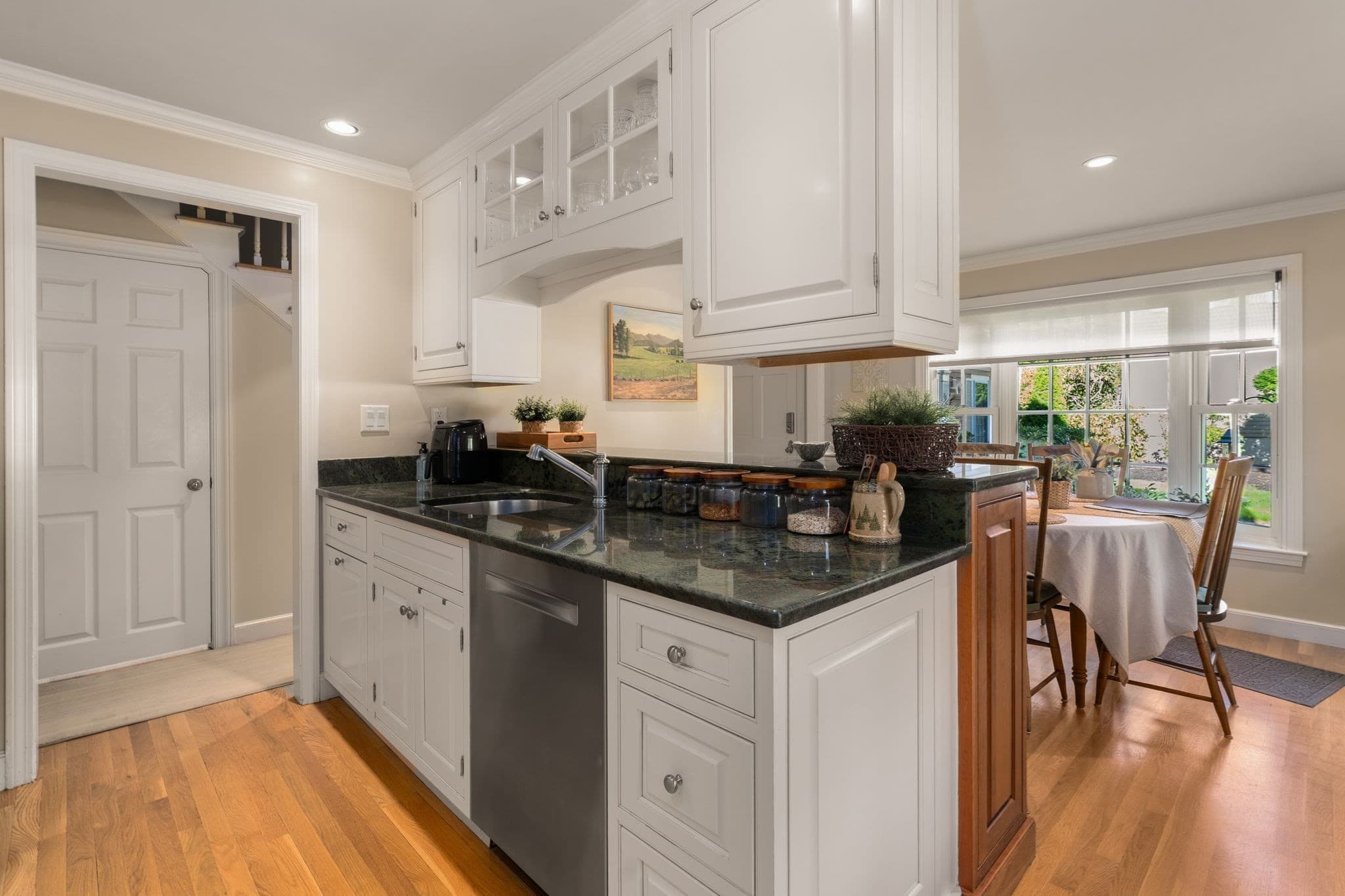 Condominium at 86 Common Street # 86, Belmont MA 02478, Belmont, photo 8 of 27
