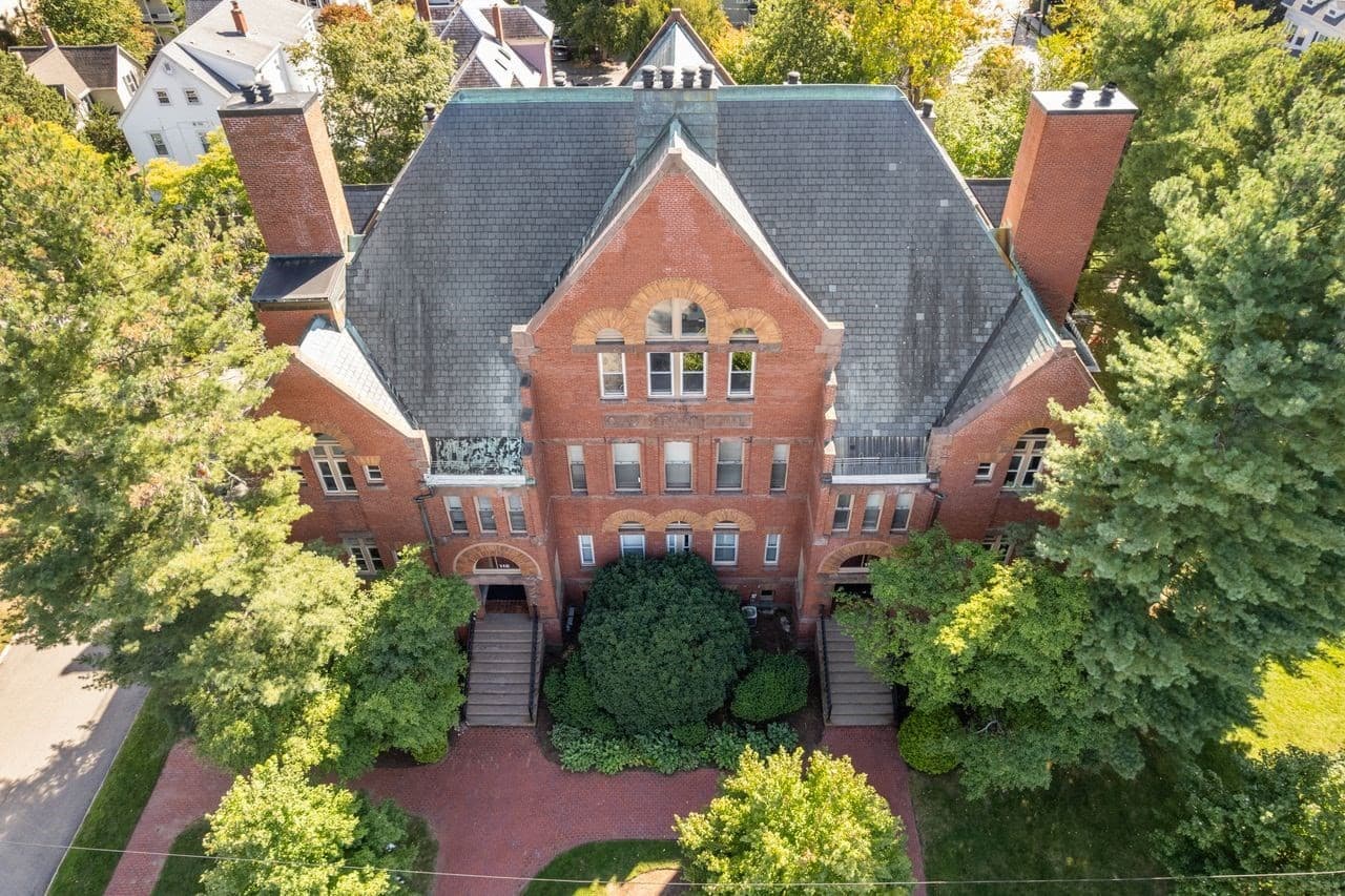 110 Washington Park # 2, Newton MA 02460