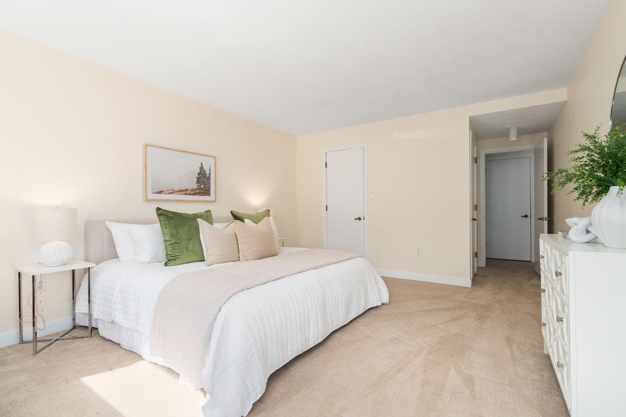 Condominium at 110 Washington Park # 2, Newton MA 02460, Newton, photo 8 of 17
