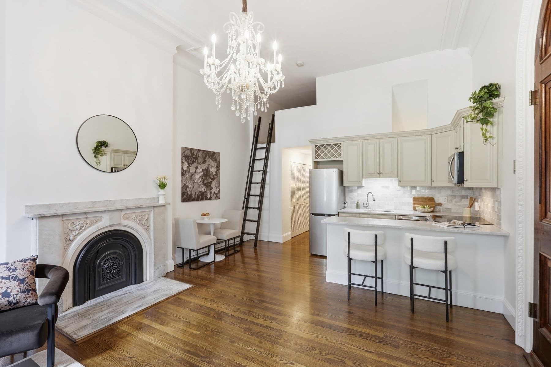 Condominium at 43 W. Newton Street # 10, Boston MA 02118, Boston, photo 4 of 24
