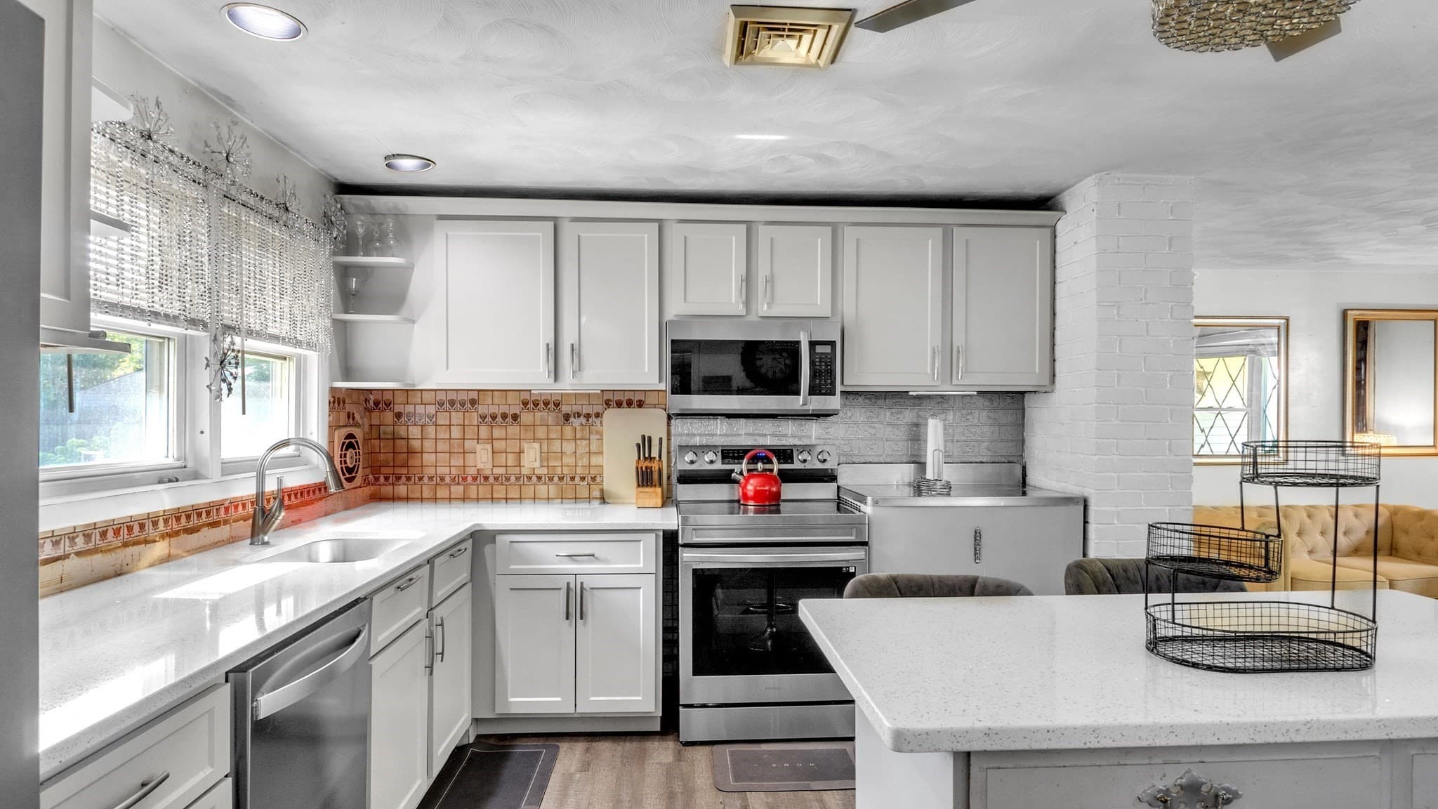 Single Family Residence at 11 Rodwell St, Brockton MA 02302, Brockton, photo 13 of 36