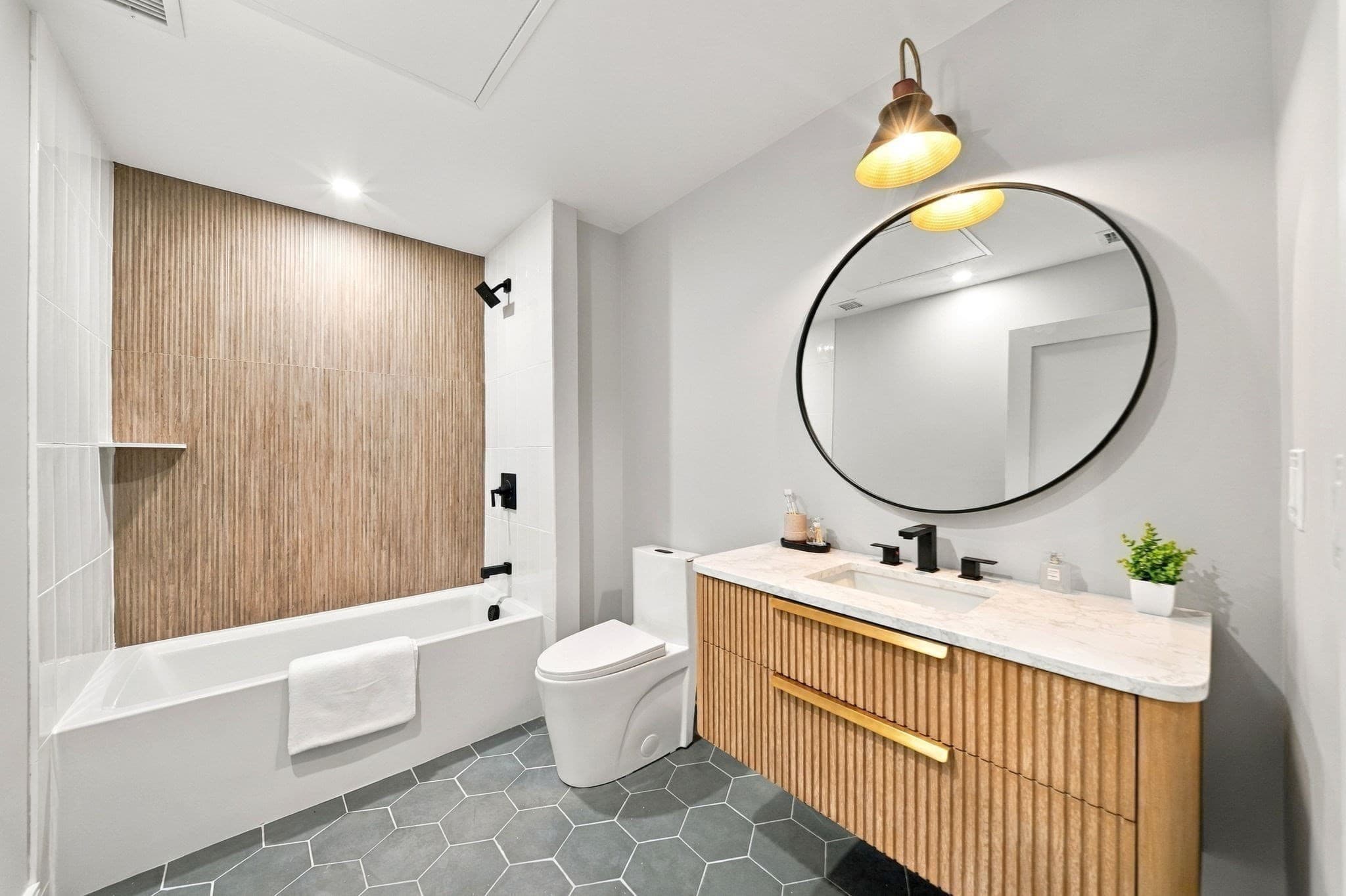 Condominium at 66 Homer Street # 1, Boston MA 02128, Boston, photo 22 of 42