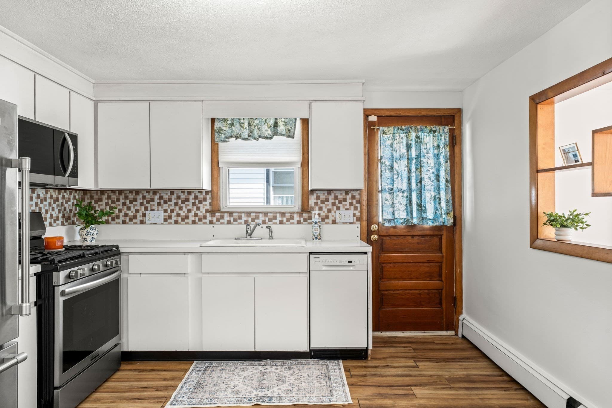 Single Family Residence at 126 Fenley Street, Revere MA 02151, Revere, photo 9 of 30