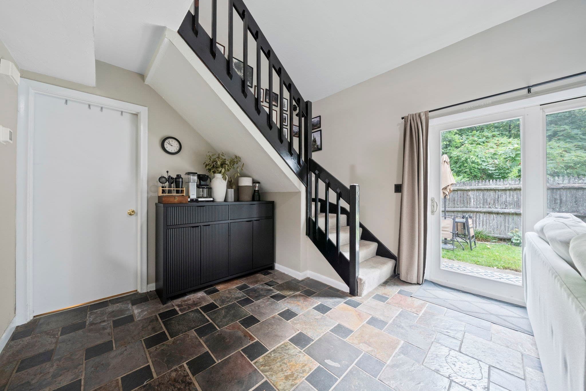 Condominium at 233 Lake Street # F, Weymouth MA 02189, Weymouth, photo 6 of 21