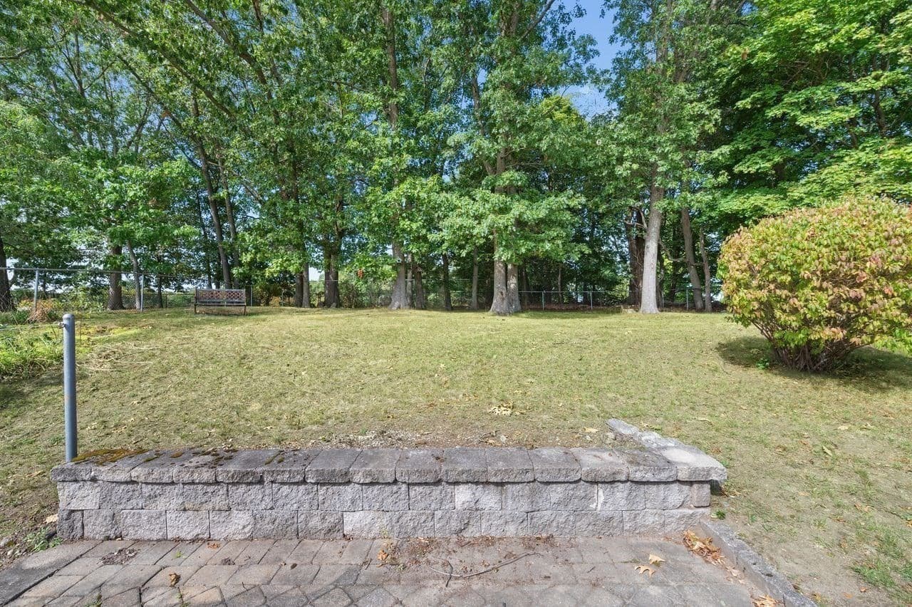 Single Family Residence at 195 Temple Road, Waltham MA 02452, Waltham, photo 29 of 33
