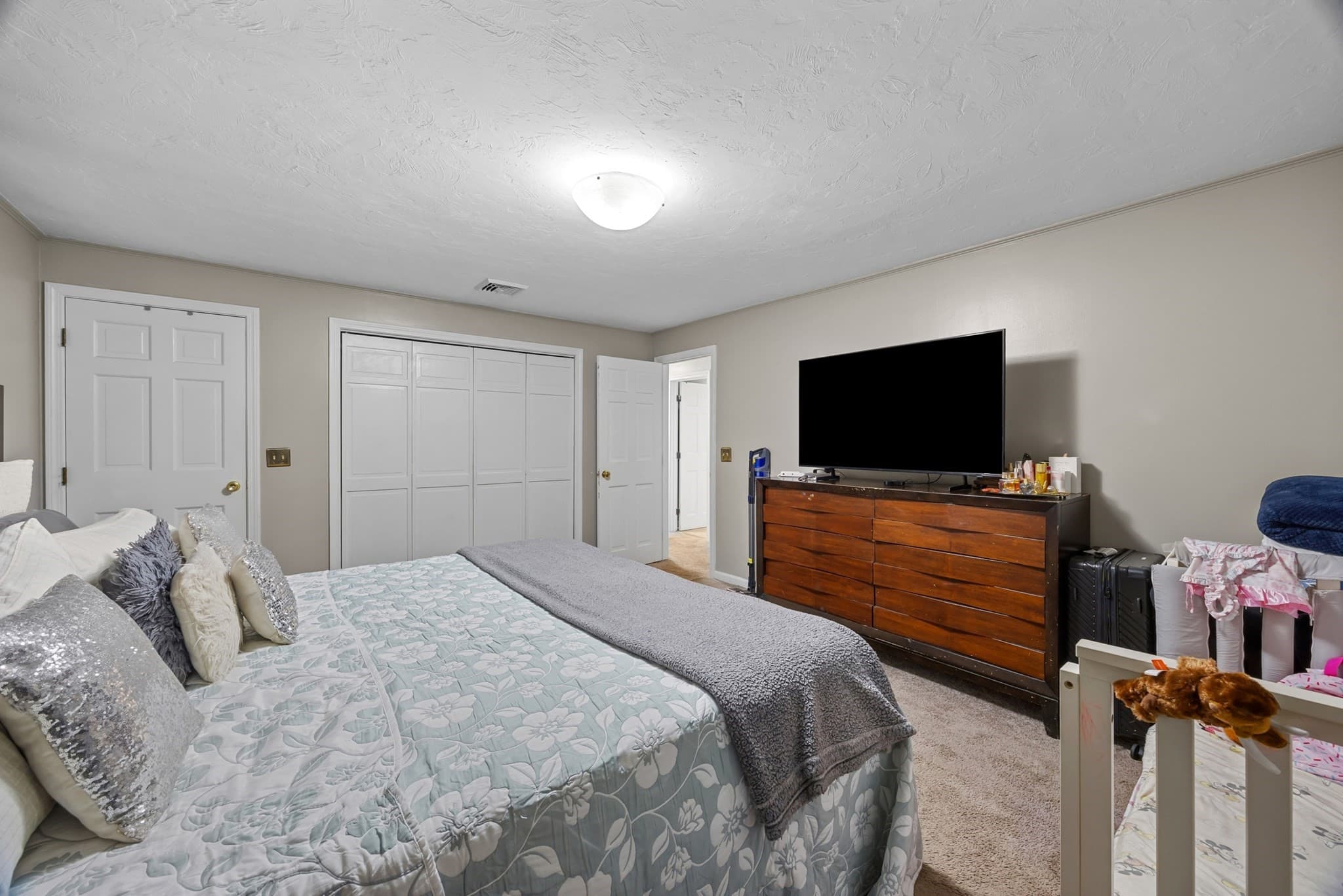Single Family Residence at 133 Commonwealth Ave # B, Worcester MA 01604, Worcester, photo 19 of 39