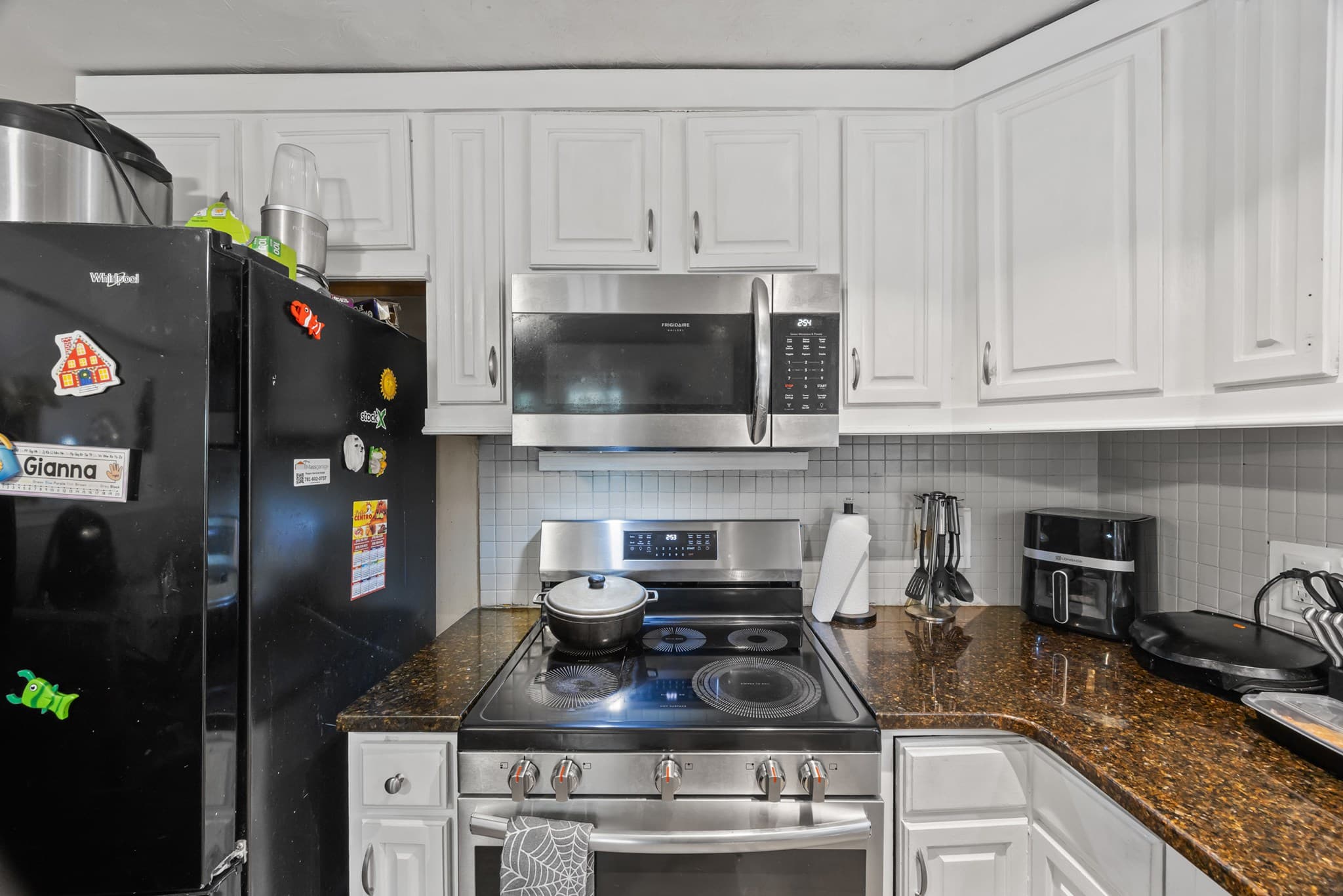 Single Family Residence at 133 Commonwealth Ave # B, Worcester MA 01604, Worcester, photo 8 of 39
