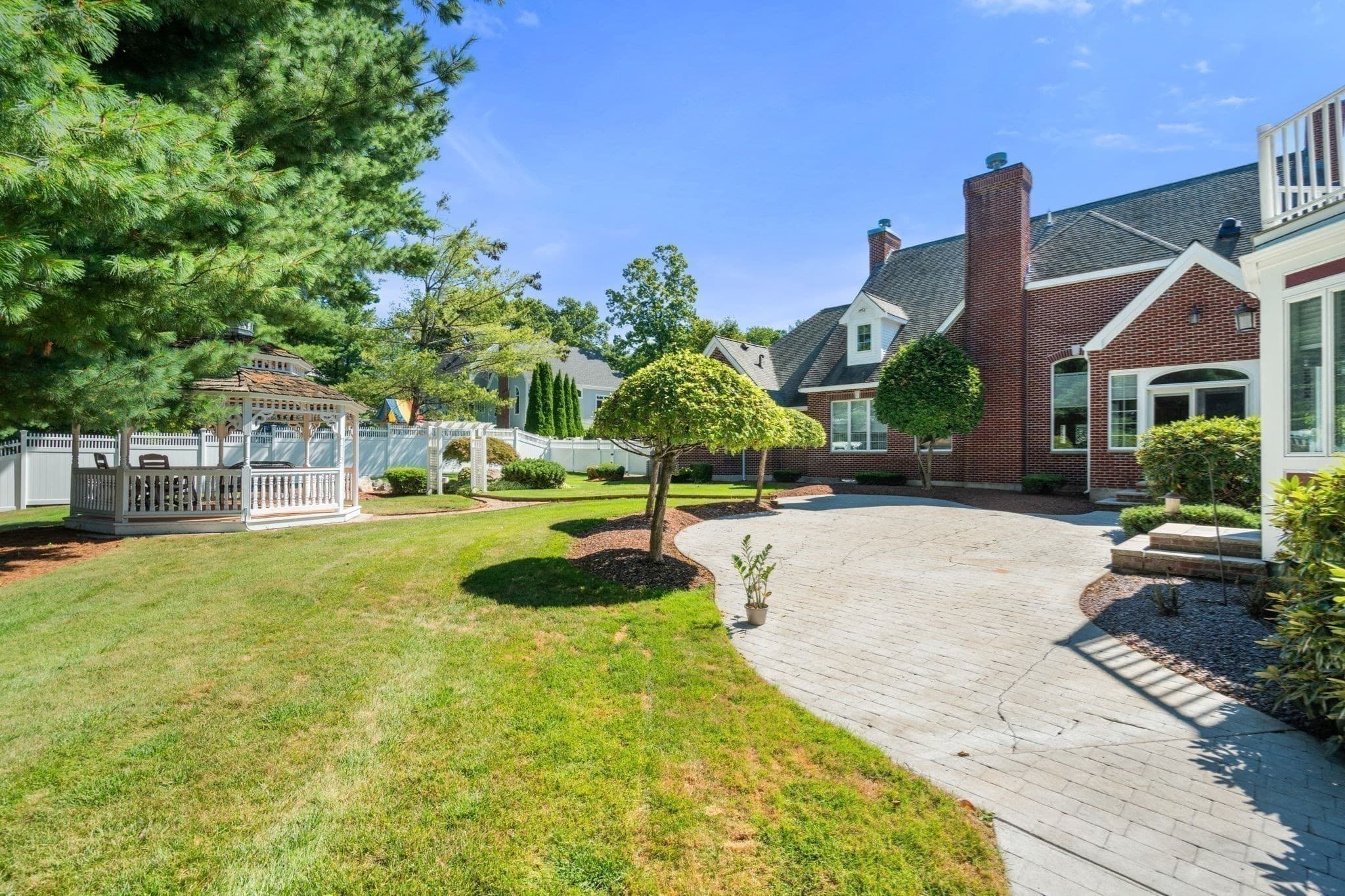 Single Family Residence at 5 Elizabeth Way, Lynnfield MA 01940, Lynnfield, photo 39 of 42