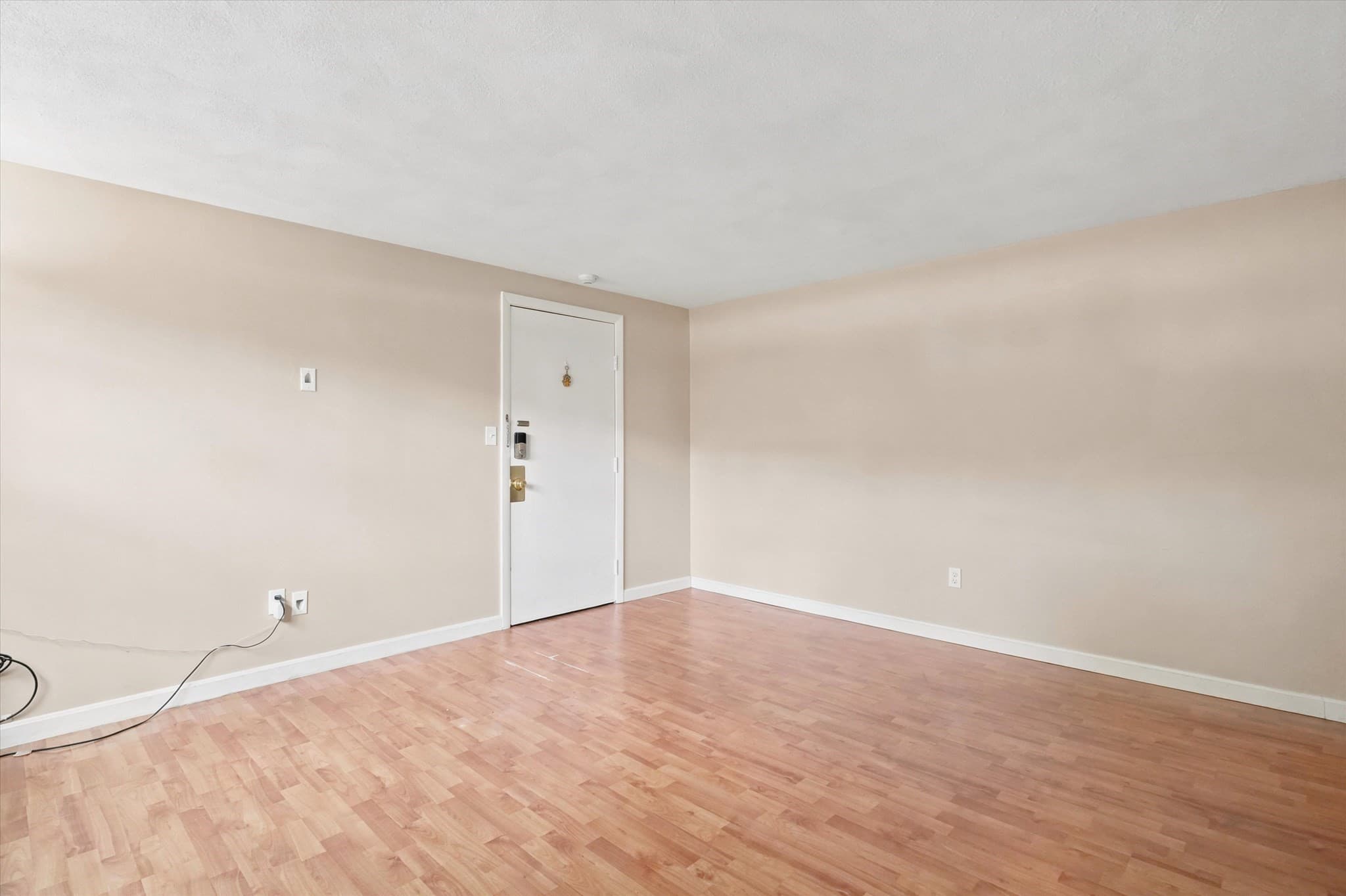Condominium at 261 Boston Post Rd East # 4, Marlborough MA 01752, Marlborough, photo 7 of 27