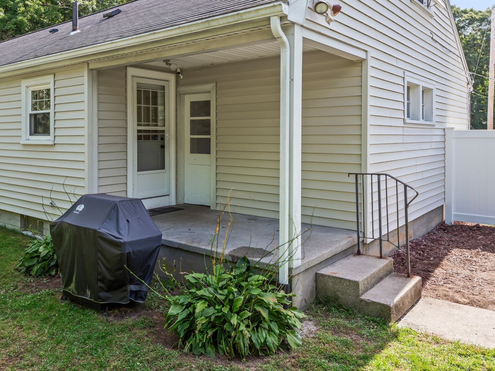 Single Family Residence at 5 Briggs St, Northbridge MA 01588, Northbridge, photo 32 of 38