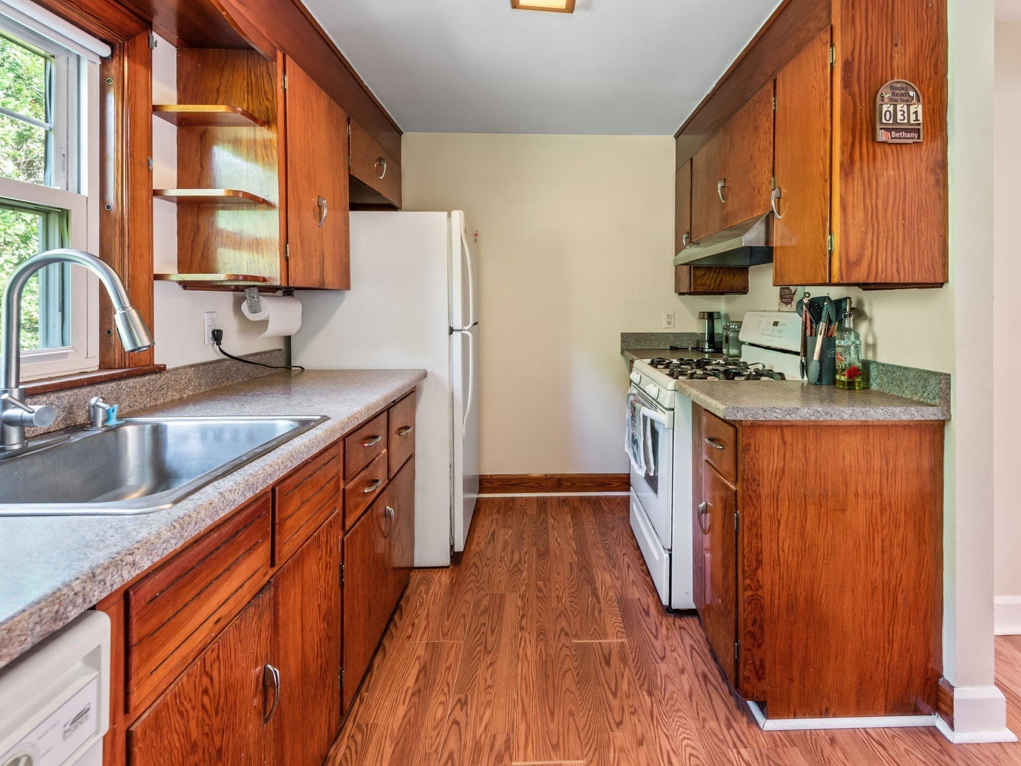 Single Family Residence at 5 Briggs St, Northbridge MA 01588, Northbridge, photo 10 of 38