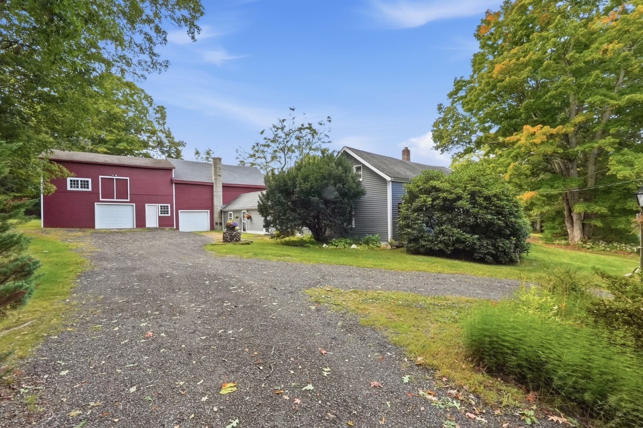 Single Family Residence at 70 Old Princeton Rd, Hubbardston MA 01452, Hubbardston, photo 4 of 40