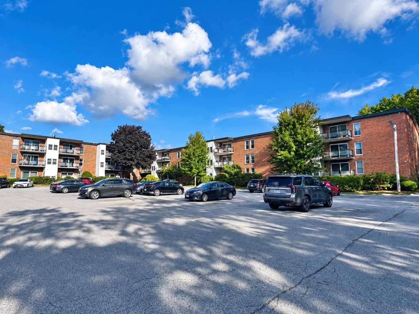 Condominium at 57 Broadlawn Park # 3A, Boston MA 02467, Boston, photo 3 of 29