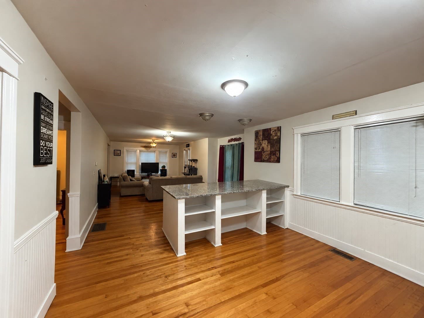 Multi Family at 49 Sagamore Rd, Worcester MA 01609, Worcester, photo 7 of 26