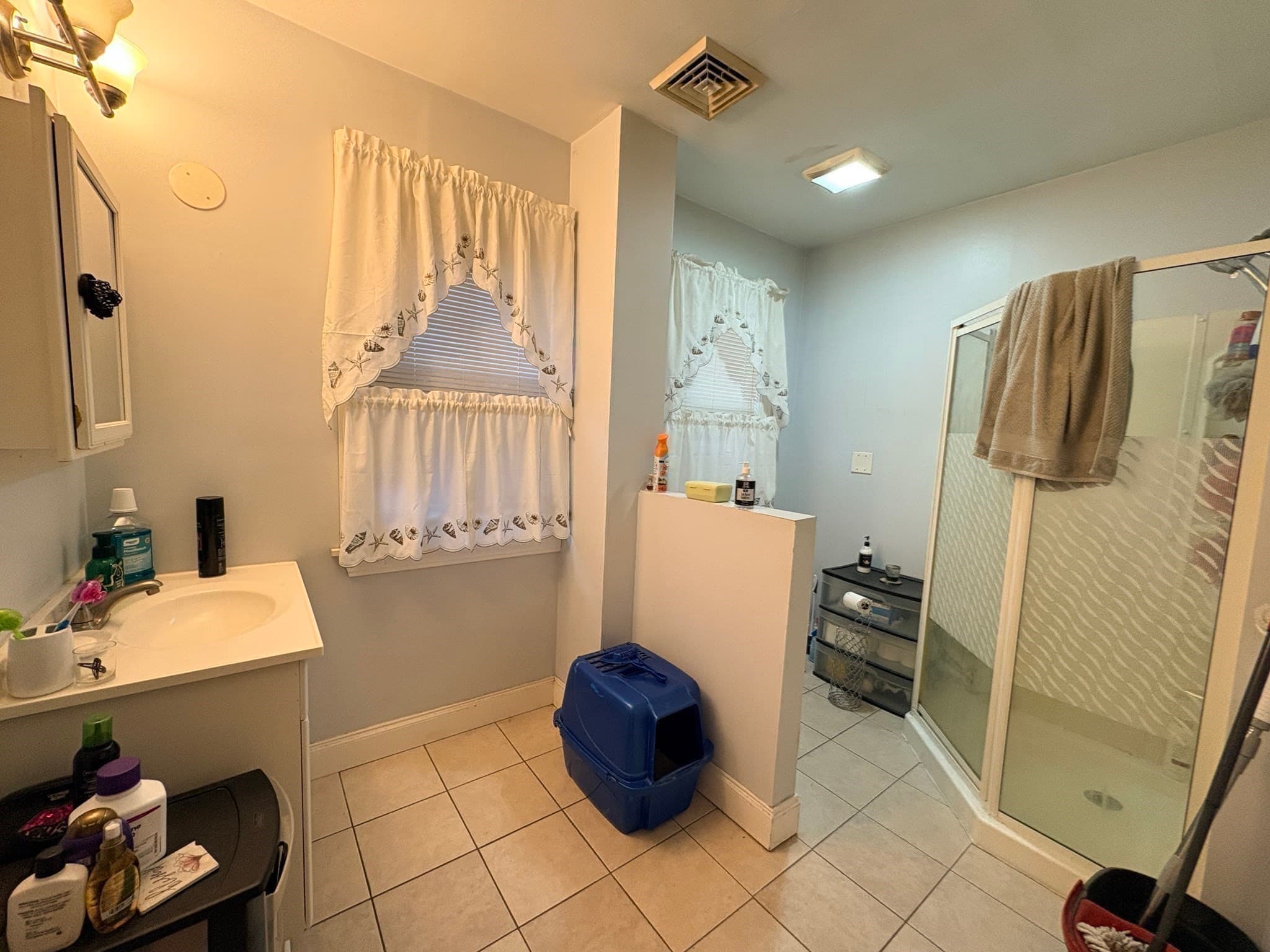 Multi Family at 507 Elm St, New Bedford MA 02740, New Bedford, photo 14 of 16