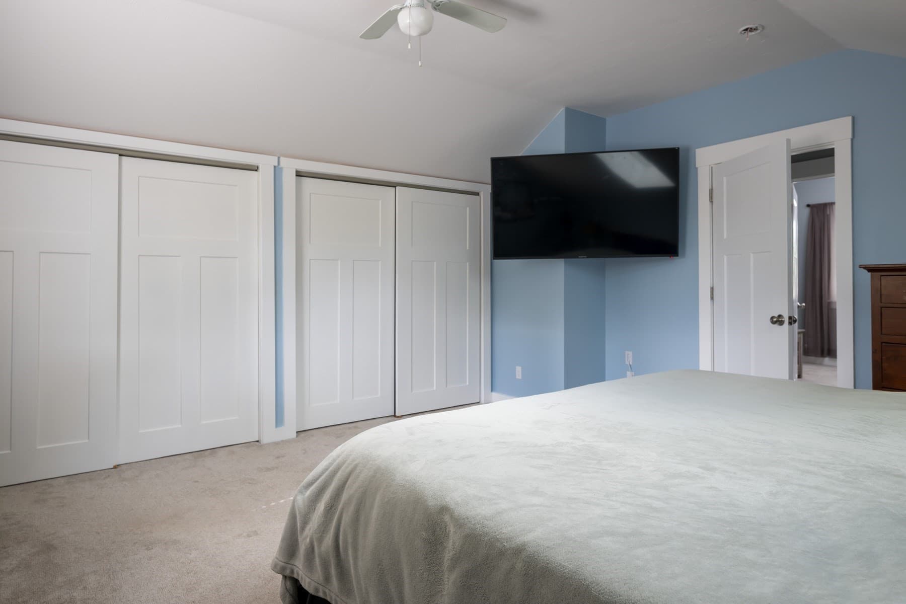 Single Family Residence at 18 Elmwood St, Wareham MA 02571, Wareham, photo 18 of 33