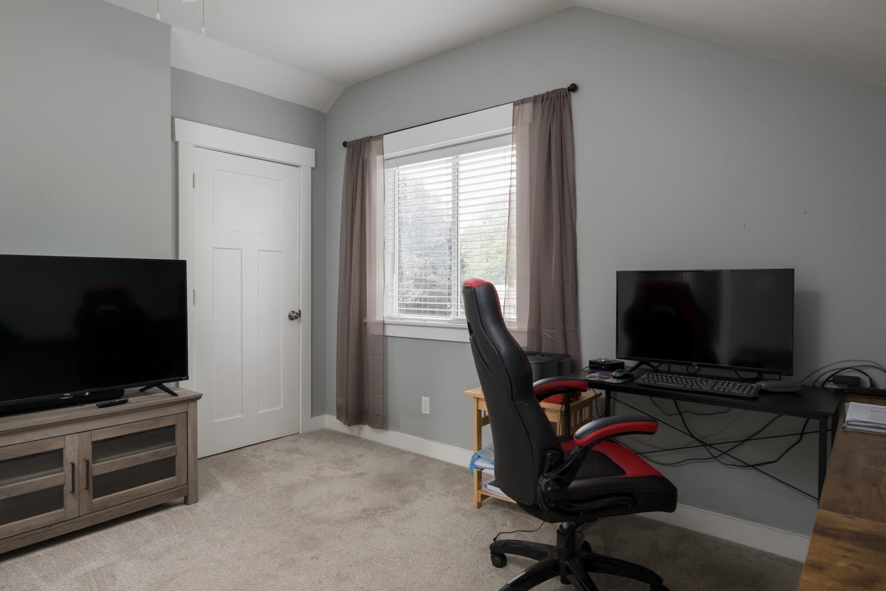 Single Family Residence at 18 Elmwood St, Wareham MA 02571, Wareham, photo 19 of 33