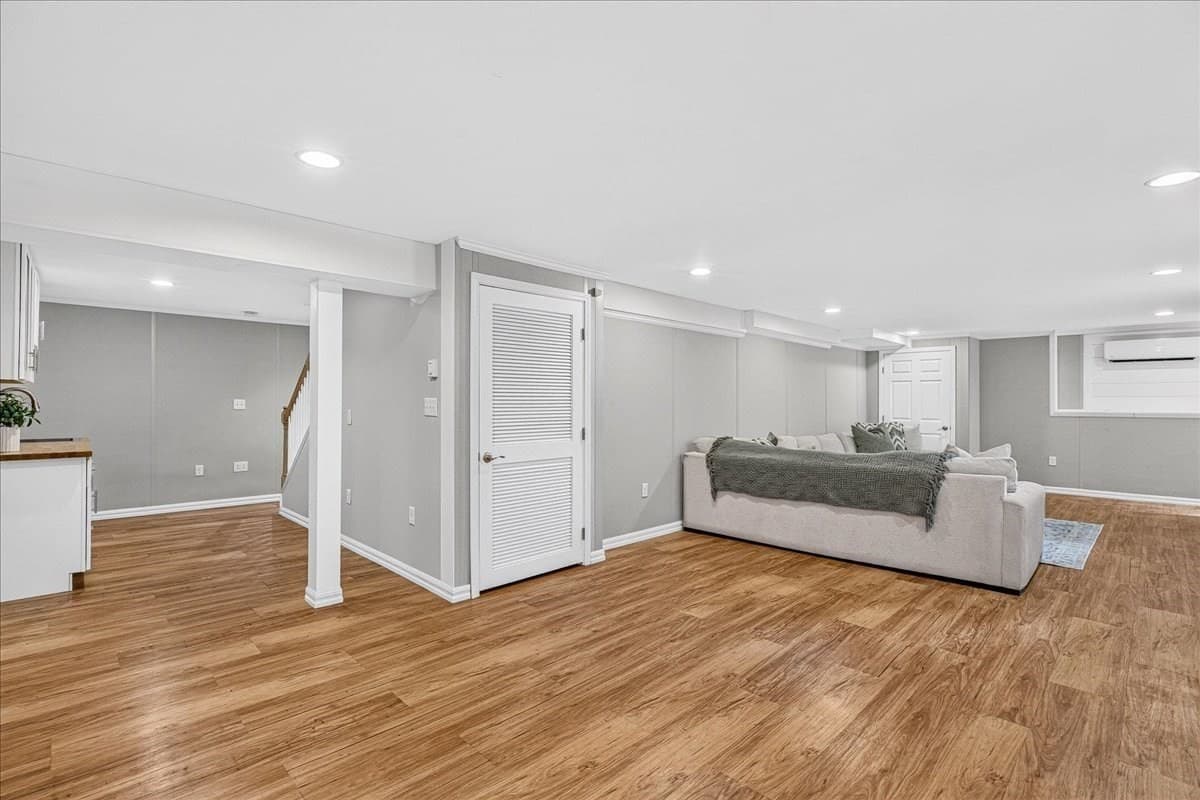 Single Family Residence at 45 Saw Mill Ln, Rockland MA 02370, Rockland, photo 31 of 38