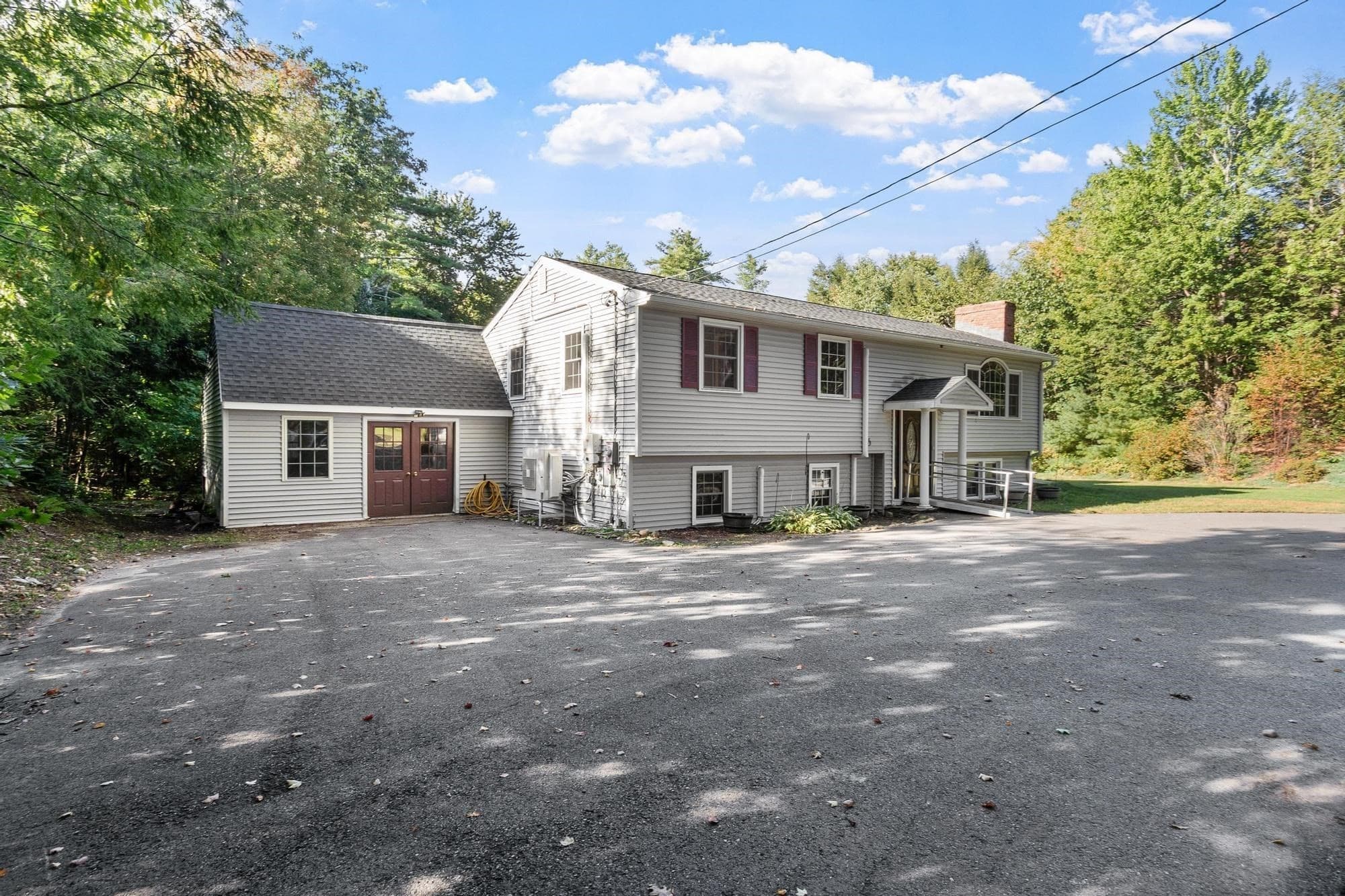 Single Family Residence at 45 Williamsville Rd, Hubbardston MA 01452, Hubbardston, photo 4 of 42