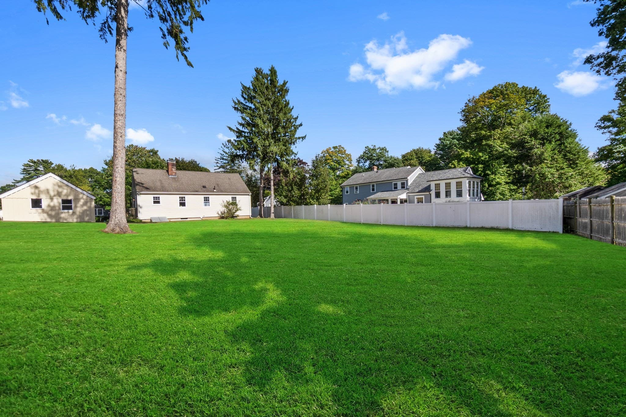 Single Family Residence at 8 Savoy Rd., Hamilton MA 01982, Hamilton, photo 18 of 22