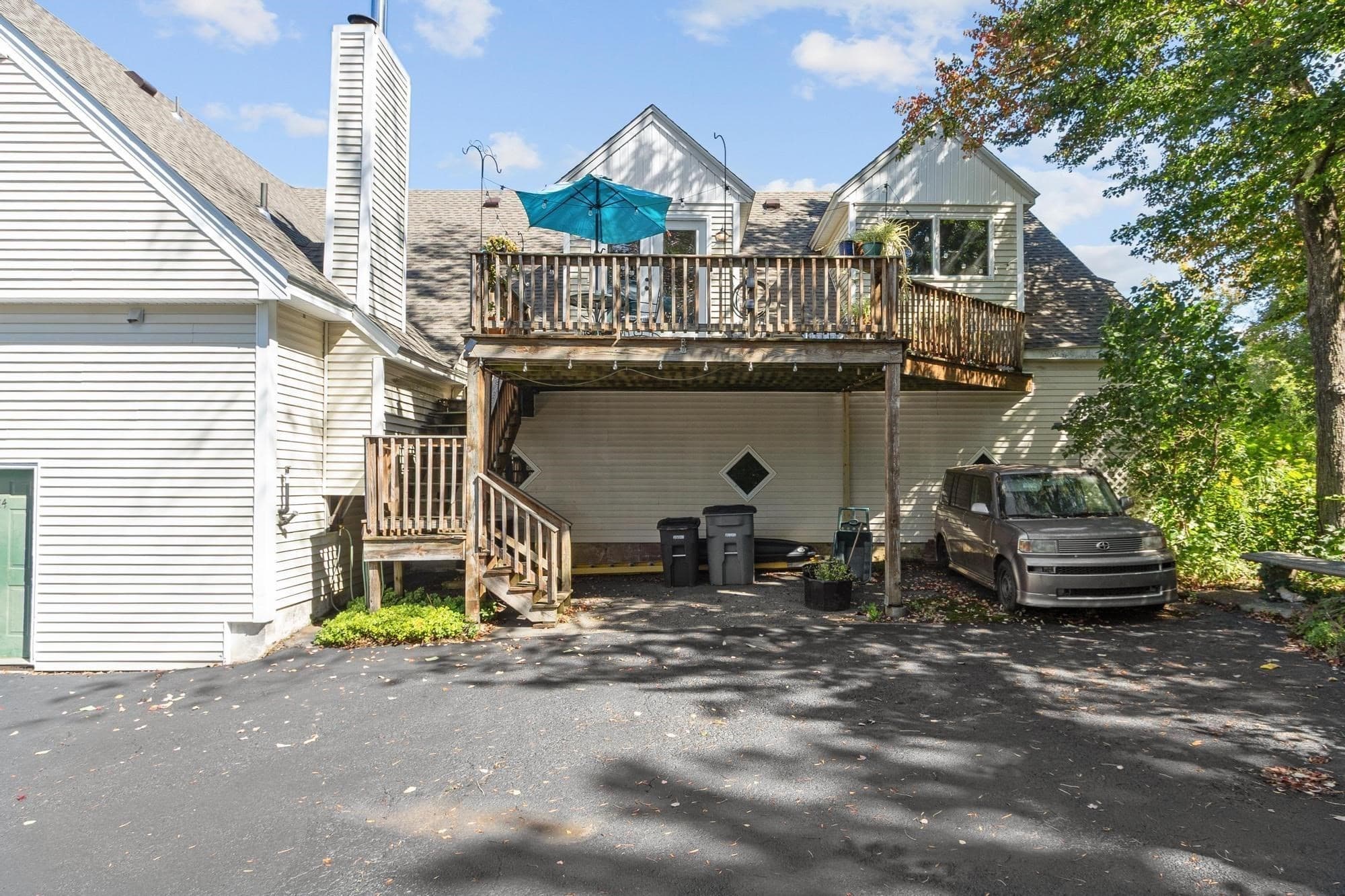 Single Family Residence at 14 Travers St, Gardner MA 01440, Gardner, photo 3 of 40