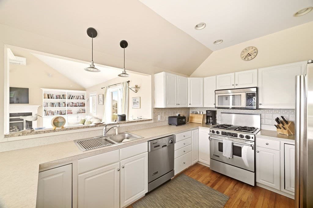 Single Family Residence at 4 Sandpiper Ave, Truro MA 02666, Truro, photo 10 of 42