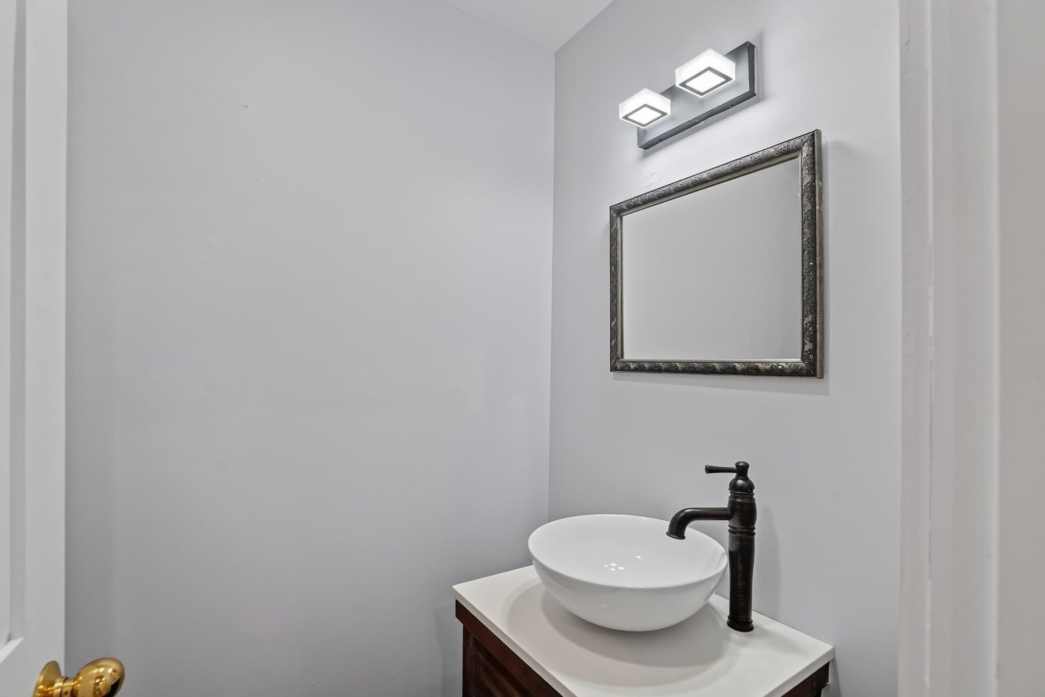 Single Family Residence at 32 Norton Orchard Rd, Edgartown MA 02539, Edgartown, photo 16 of 35