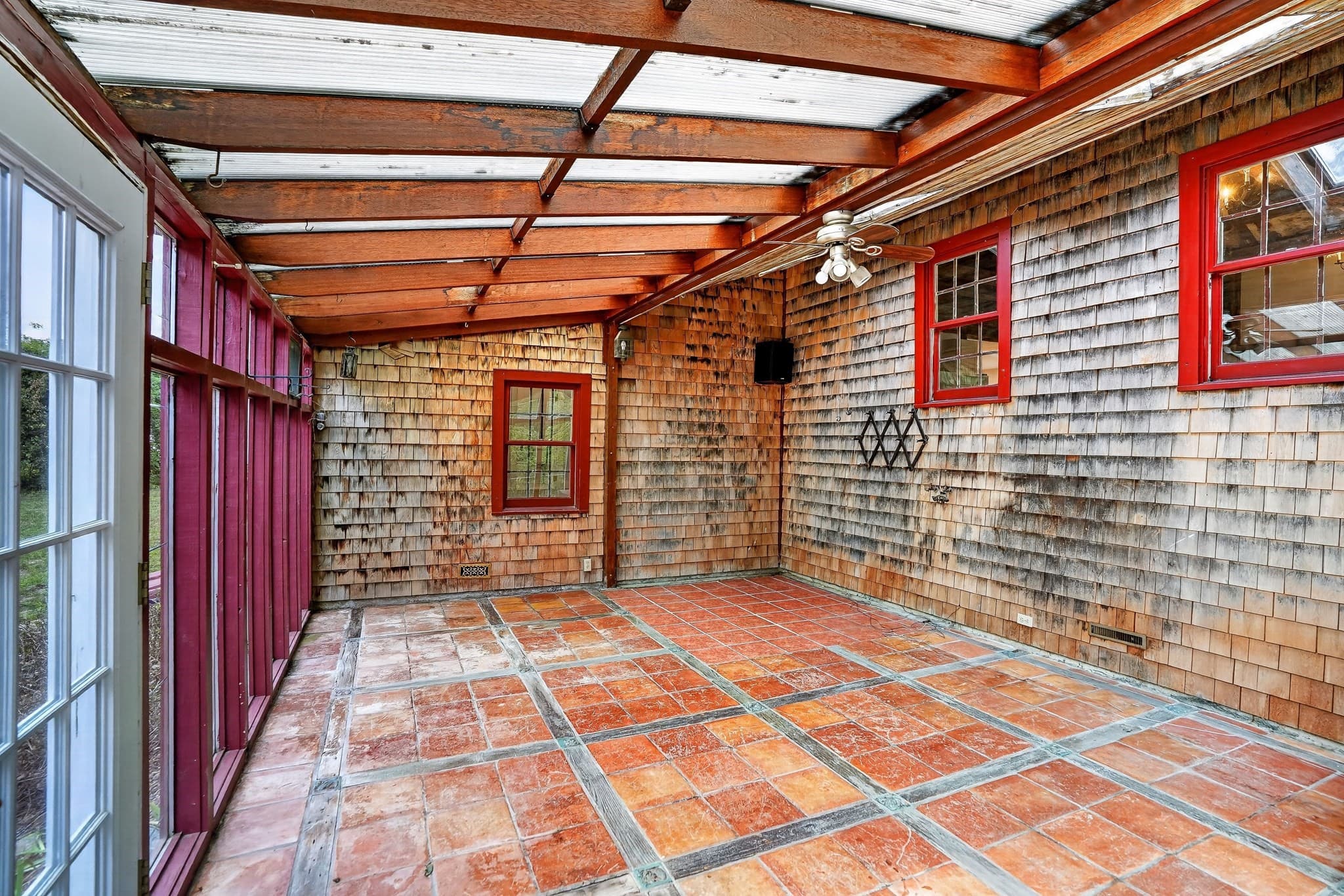 Single Family Residence at 32 Norton Orchard Rd, Edgartown MA 02539, Edgartown, photo 10 of 35