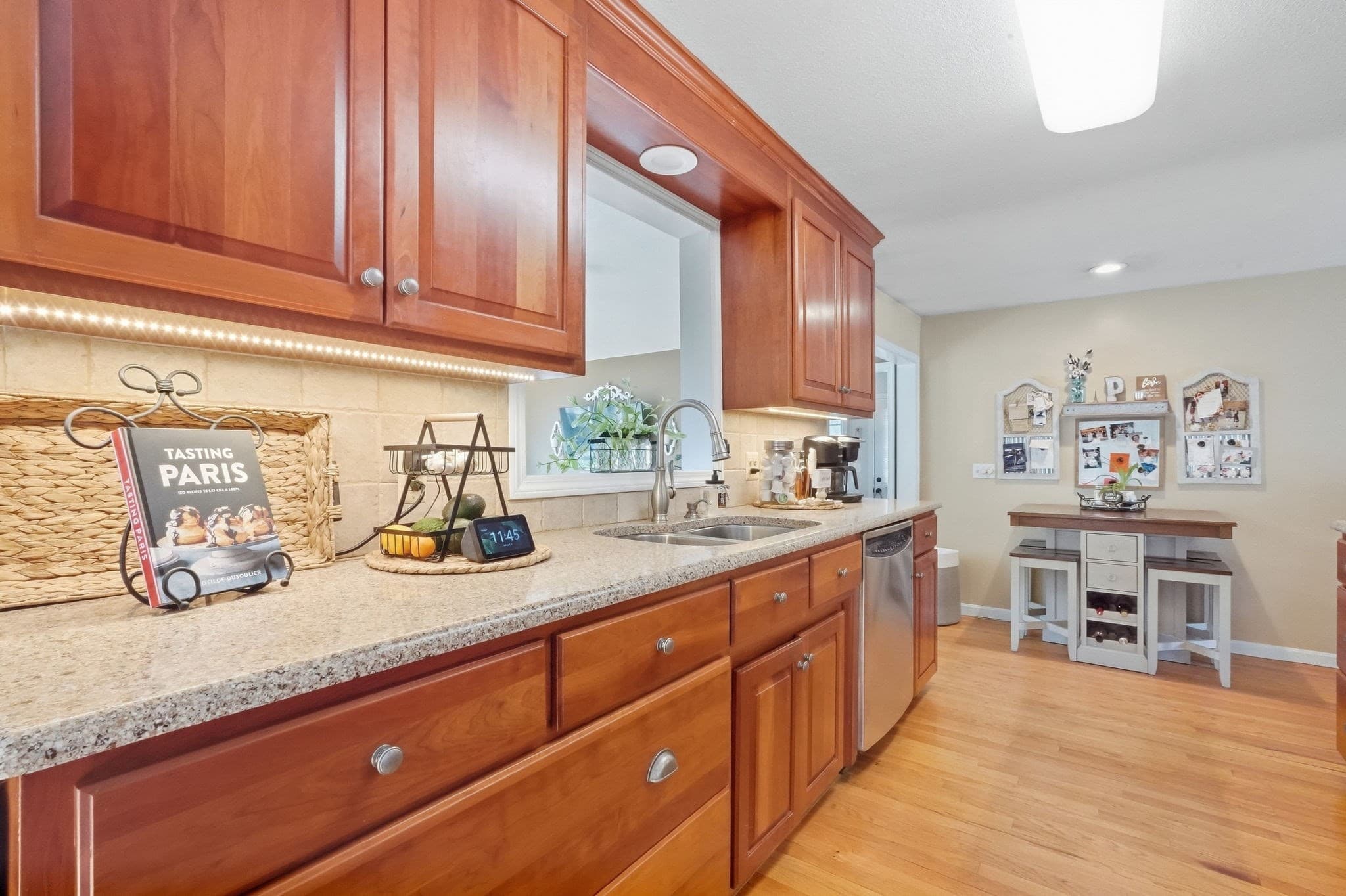 Single Family Residence at 36 Decorie Dr, Wilbraham MA 01095, Wilbraham, photo 11 of 41