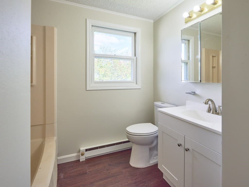 Condominium at 270 Sunderland Rd # 40, Worcester MA 01604, Worcester, photo 19 of 28