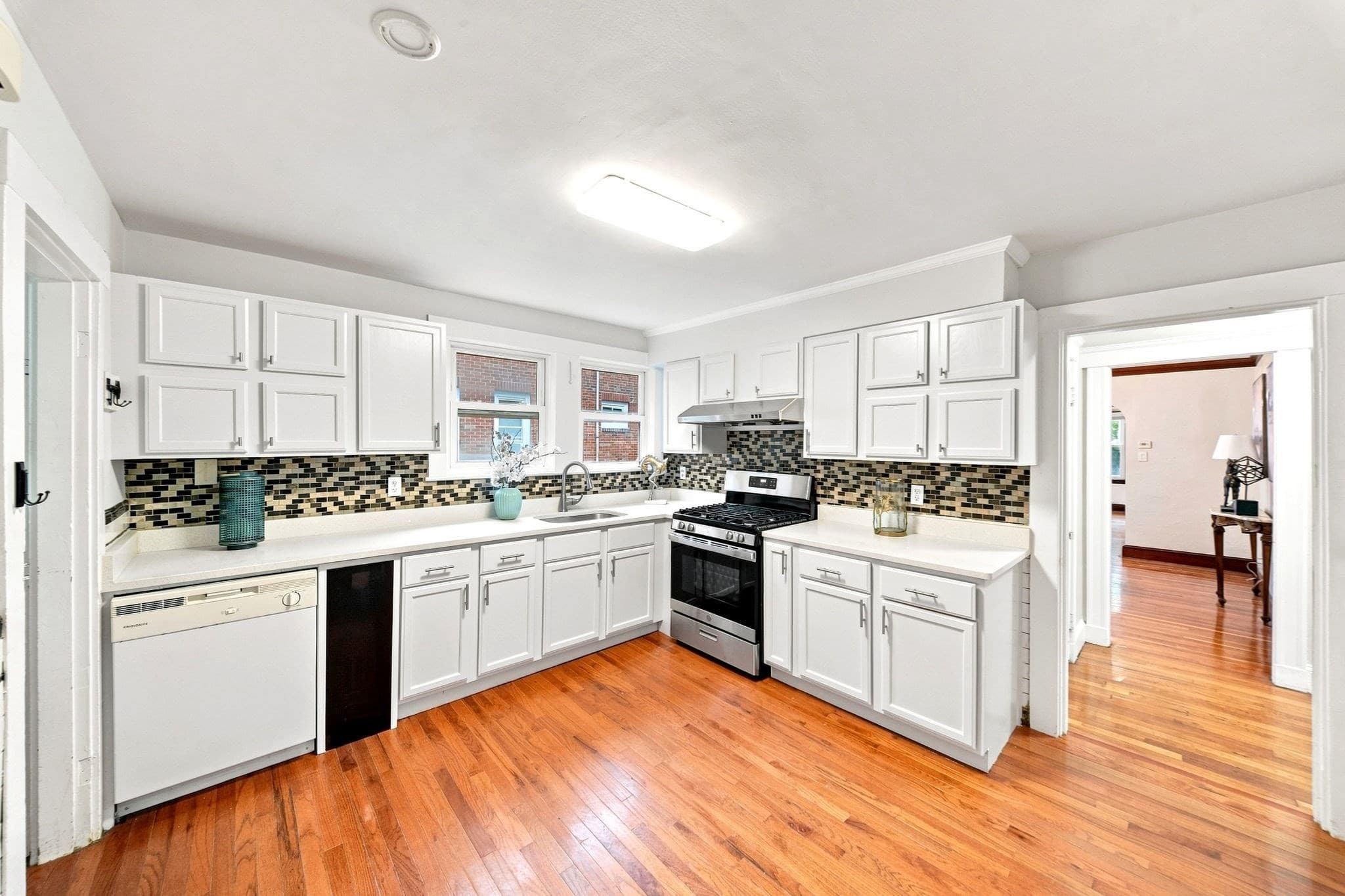 Condominium at 44 Colborne Rd # 44, Boston MA 02135, Boston, photo 4 of 33