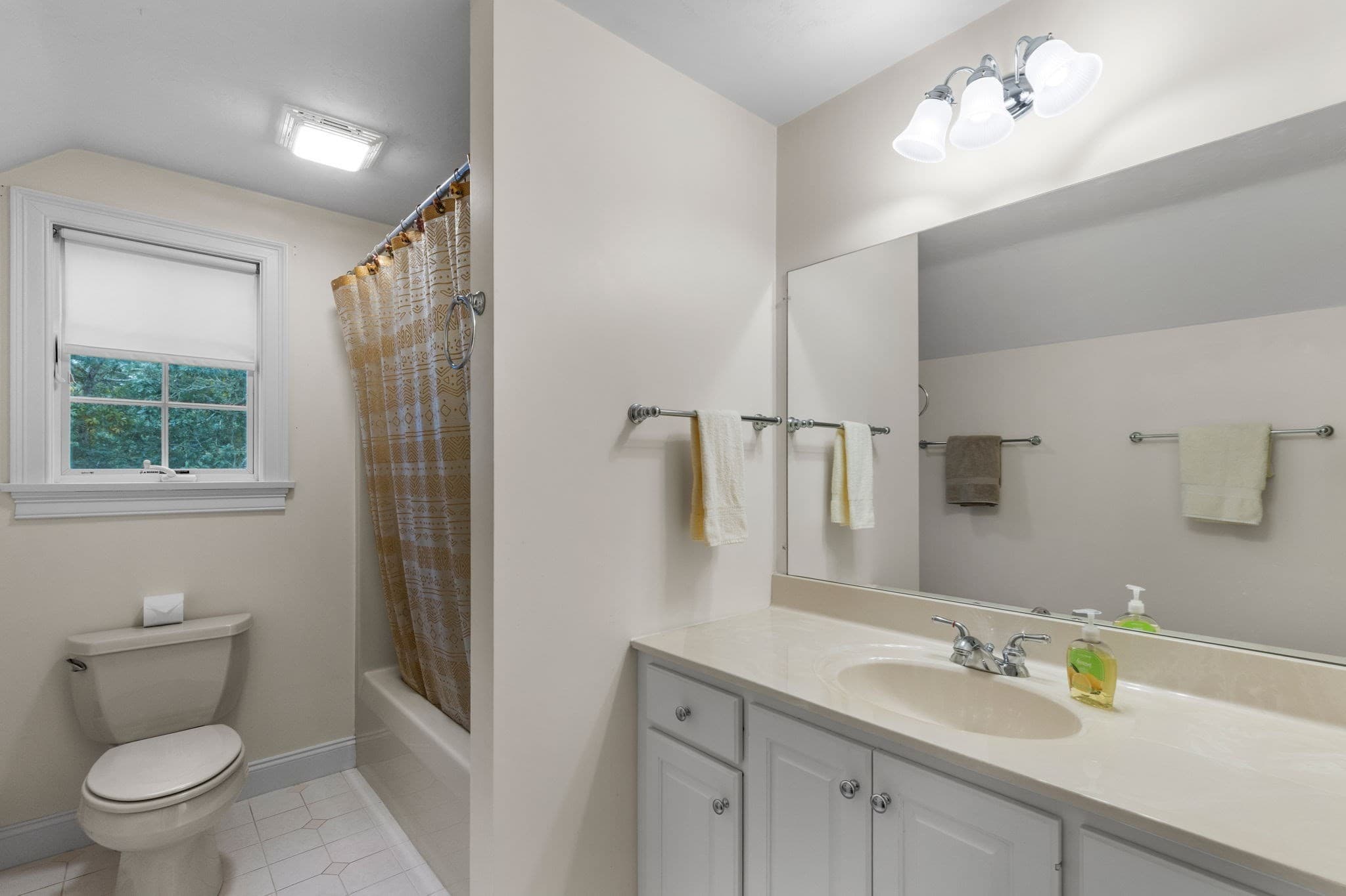 Single Family Residence at 2 Harding Ln, Harwich MA 02645, Harwich, photo 37 of 42