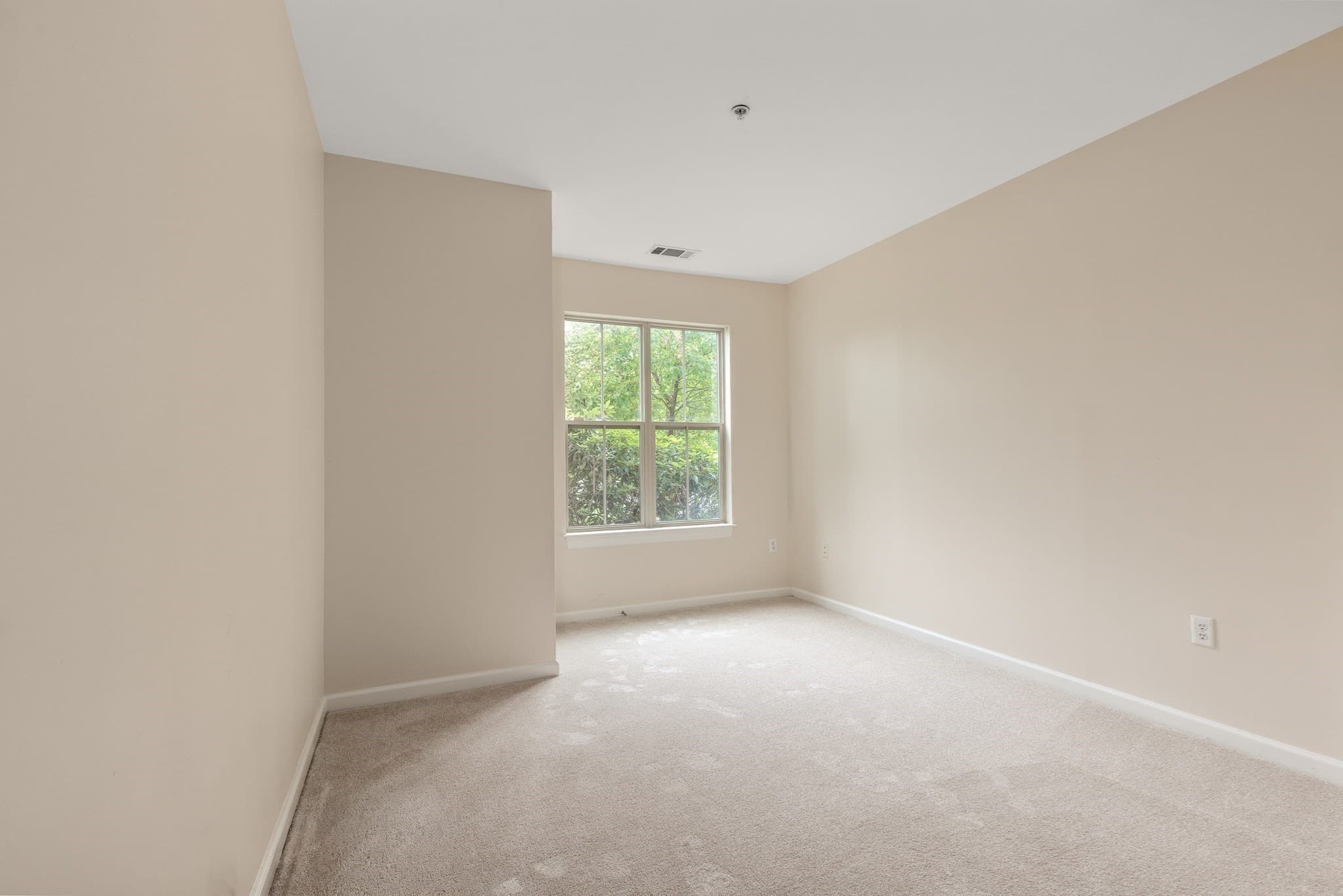 Condominium at 3 Repton Cir # 3114, Watertown MA 02472, photo 16 of 31