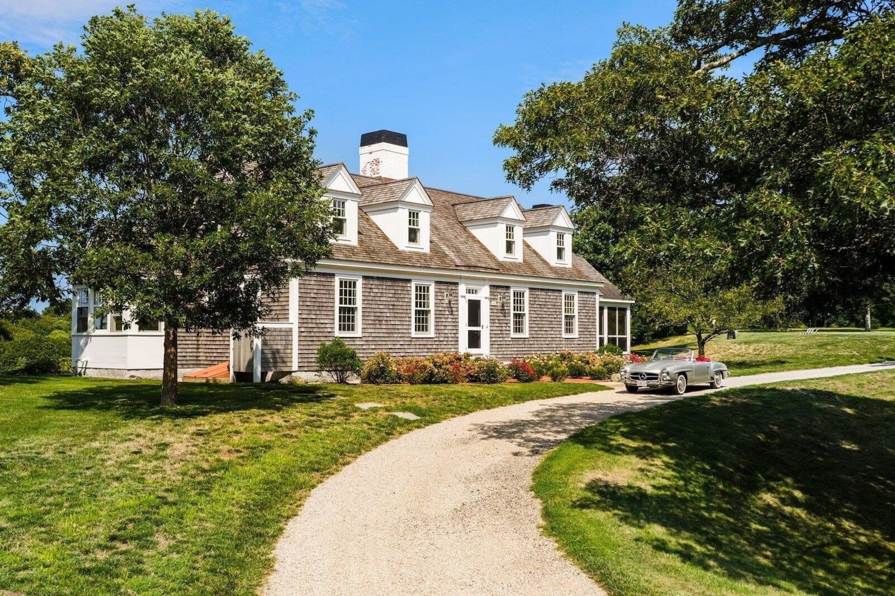 Single Family Residence at 102 Sesuit Neck Rd, Dennis MA 02641, Dennis, photo 8 of 42