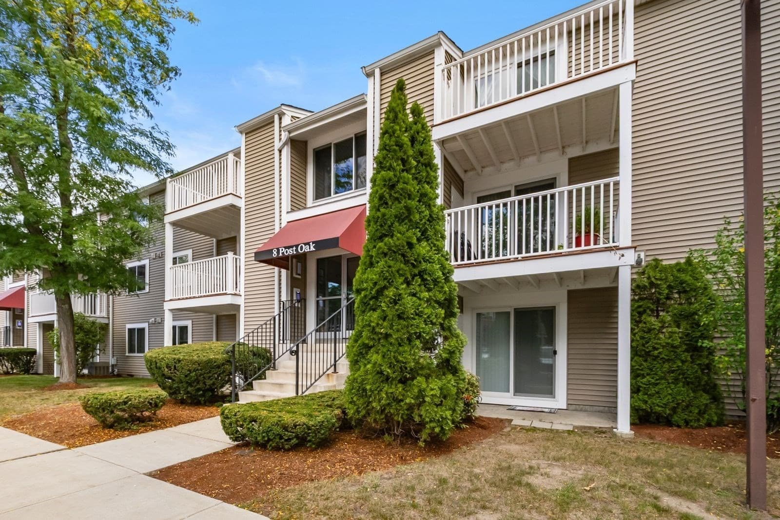 Condominium at 8 Post Oak Ln # 21, Natick MA 01760, Natick, photo 2 of 29