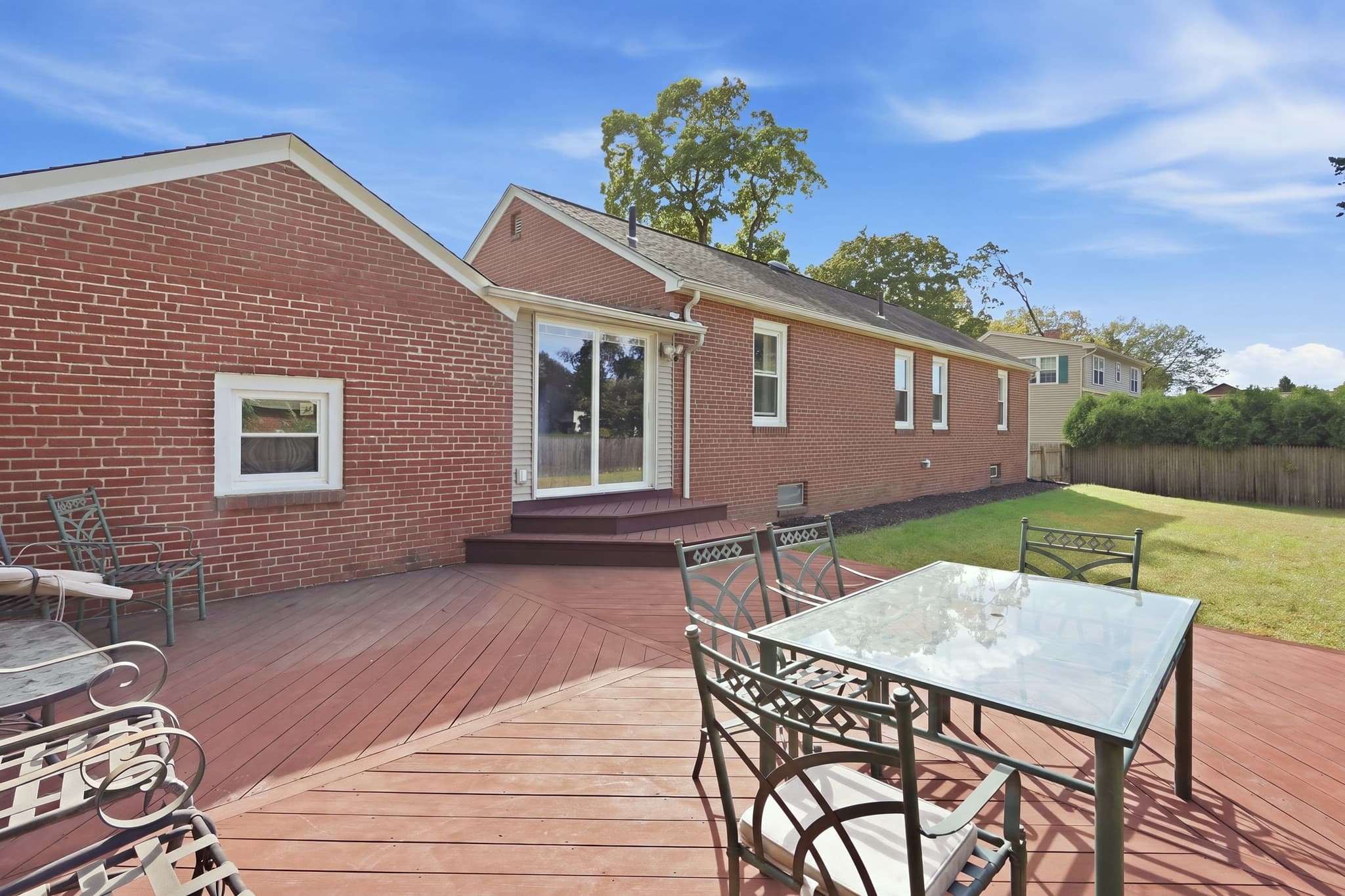Single Family Residence at 105 Edward St, Agawam MA 01001, Agawam, photo 7 of 42