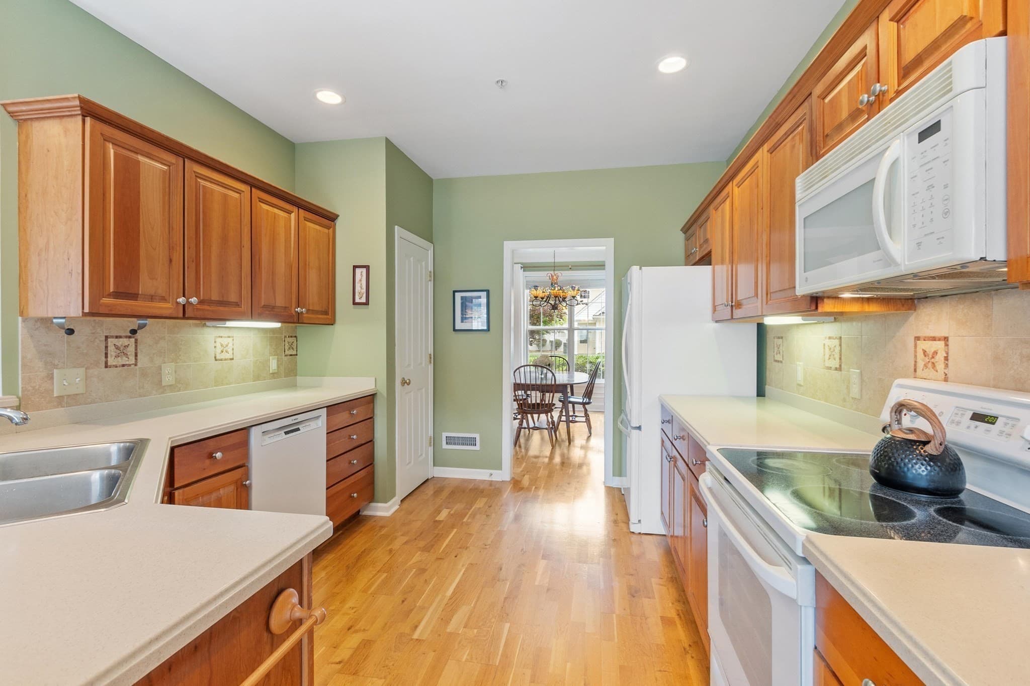 Condominium at 3 Tinsdale Drive # 3, Acton MA 01741, Acton, photo 8 of 24