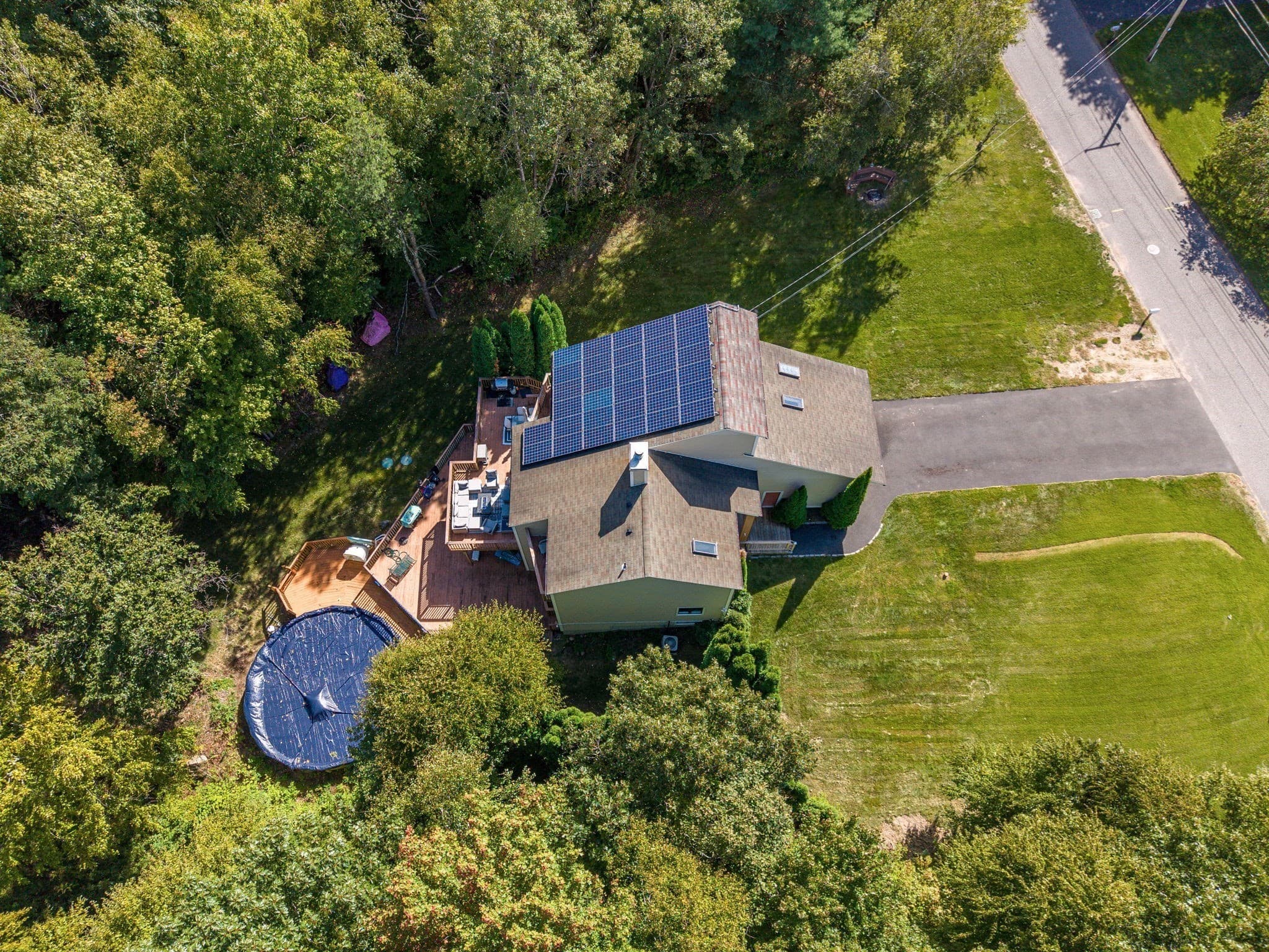72 Mountain View Dr, Belchertown MA 01007