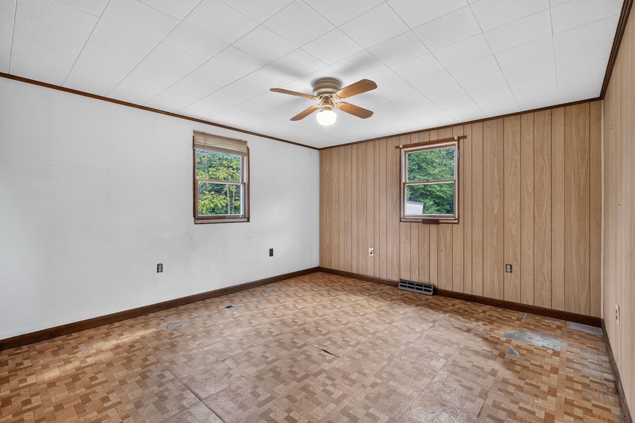 Single Family Residence at 37 Chipaway Rd, Freetown MA 02717, Freetown, photo 16 of 27