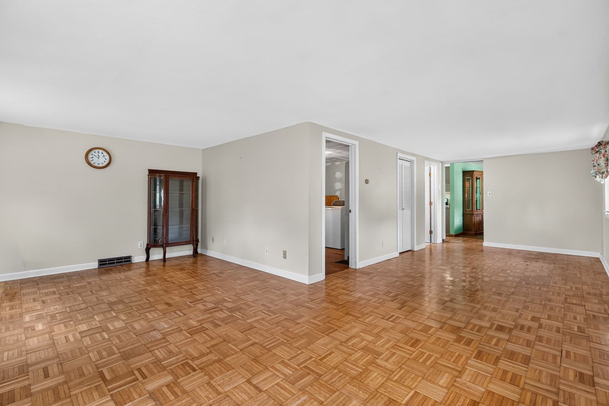 Single Family Residence at 37 Chipaway Rd, Freetown MA 02717, Freetown, photo 10 of 27