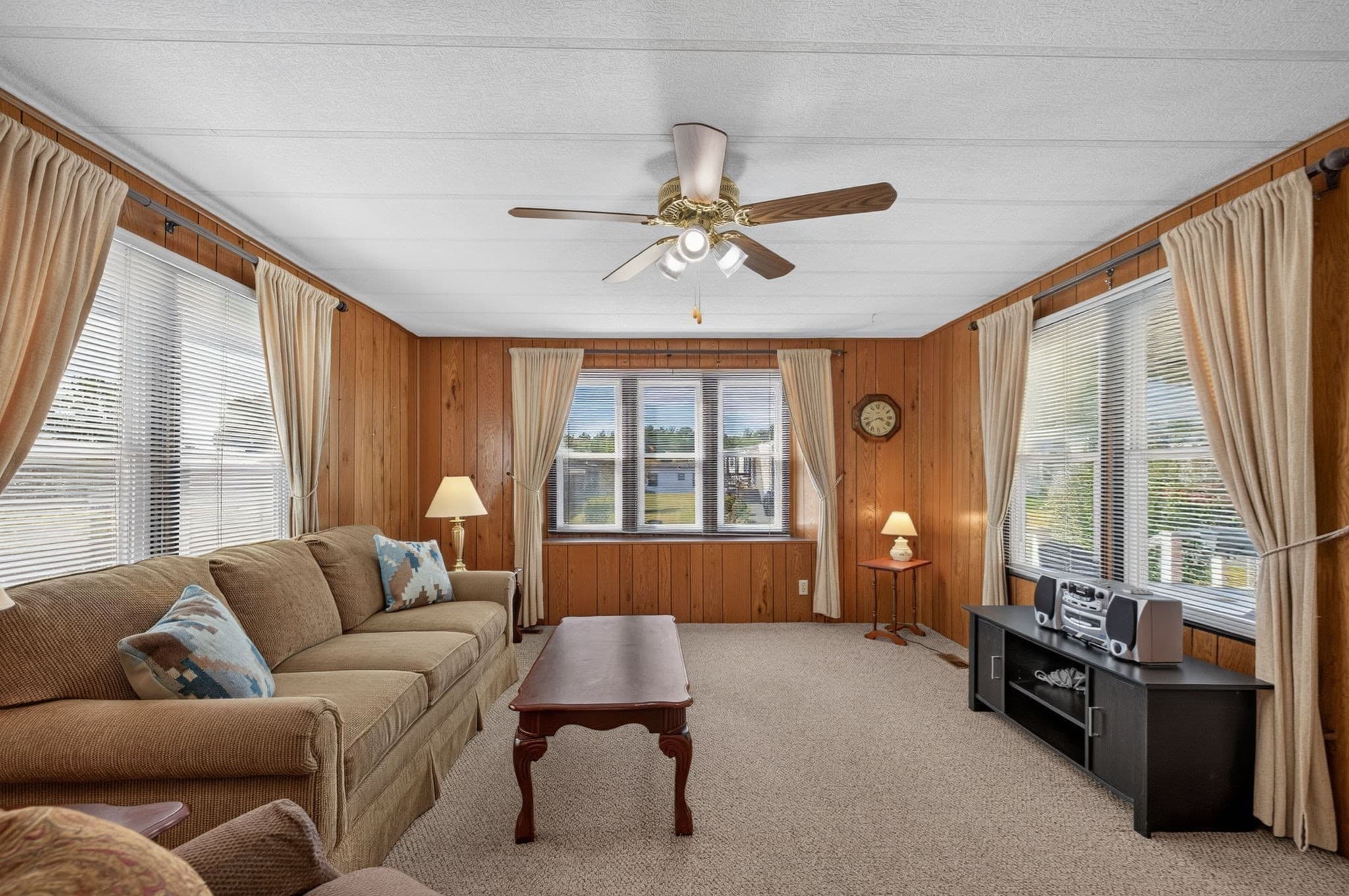 Mobile Home at 151 Easy St, Raynham MA 02767, Raynham, photo 6 of 31