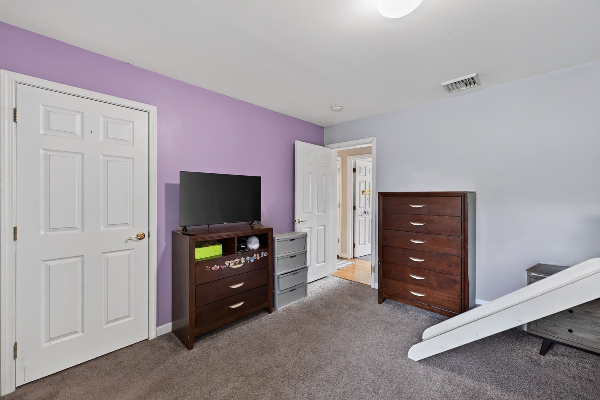 Single Family Residence at 550 South St, Somerset MA 02726, Somerset, photo 18 of 42