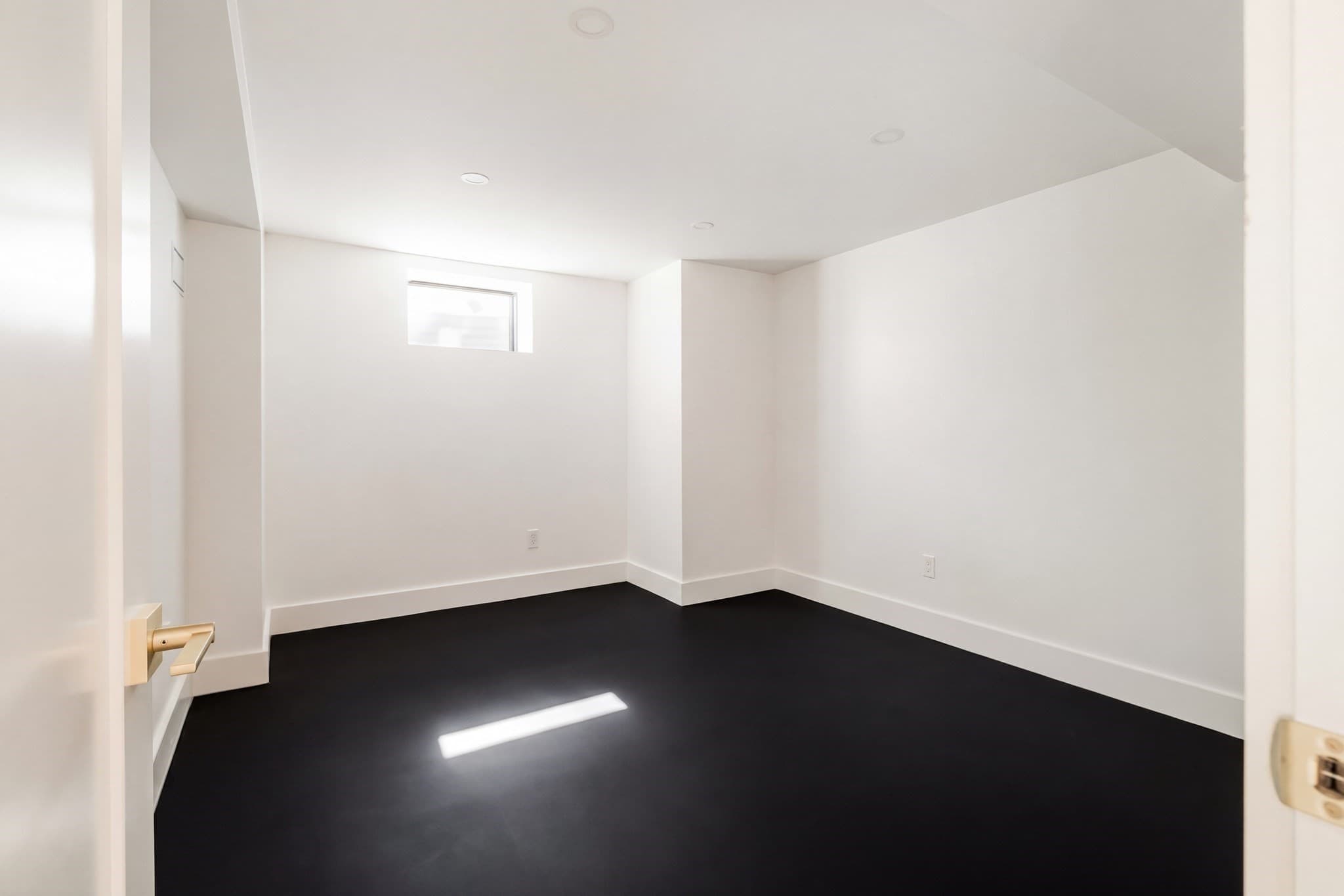 Single Family Residence at 78 Manchester Road, Newton MA 02459, Newton, photo 37 of 40